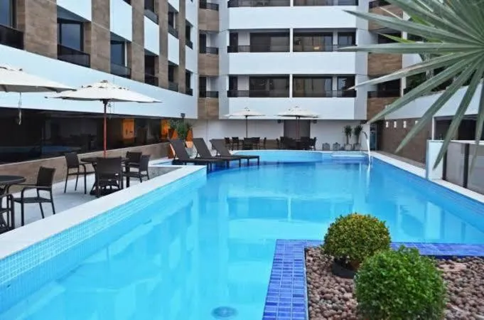 Swimming pool in Gold Flat Cabo Branco