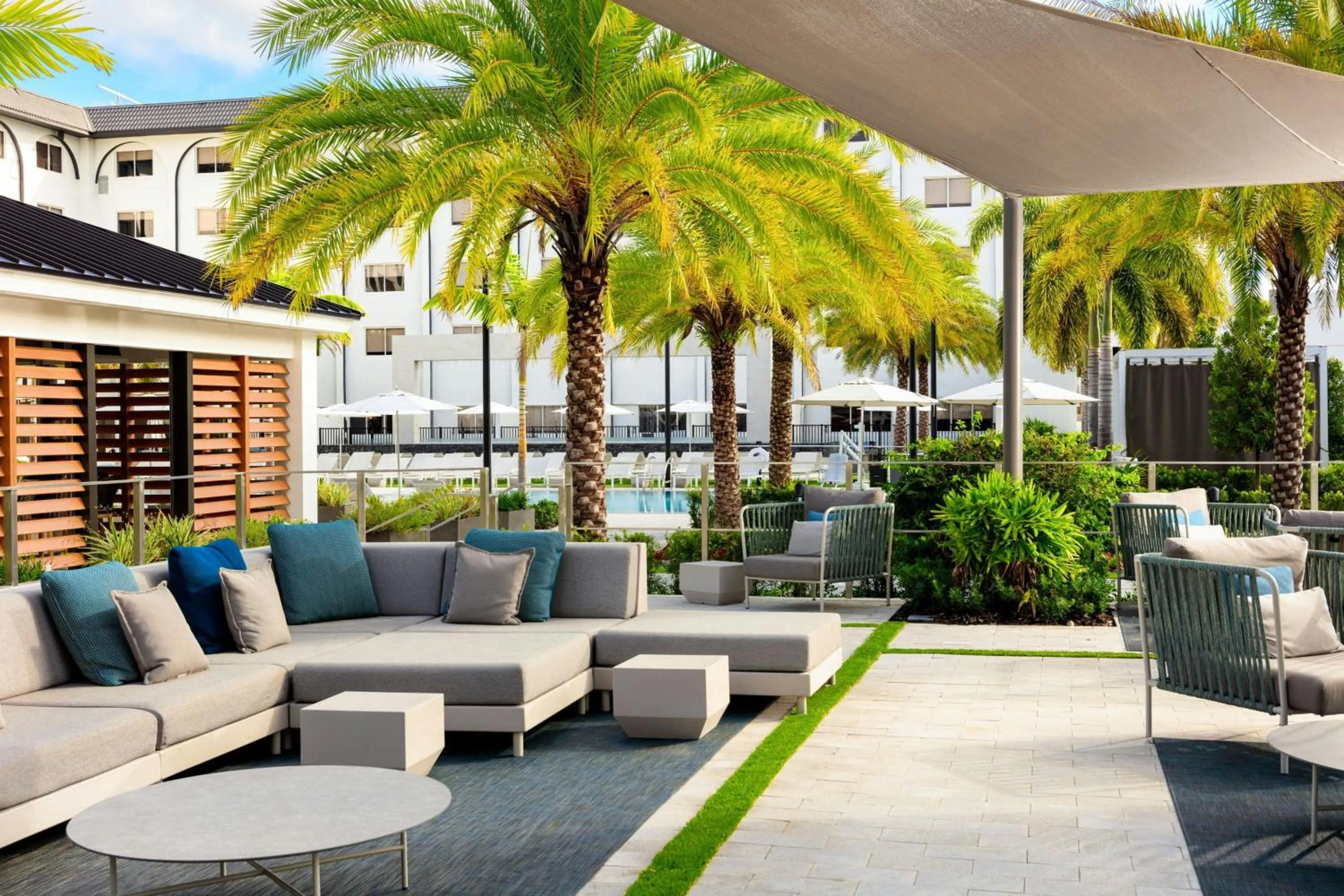 Swimming pool in Renaissance Boca Raton Hotel