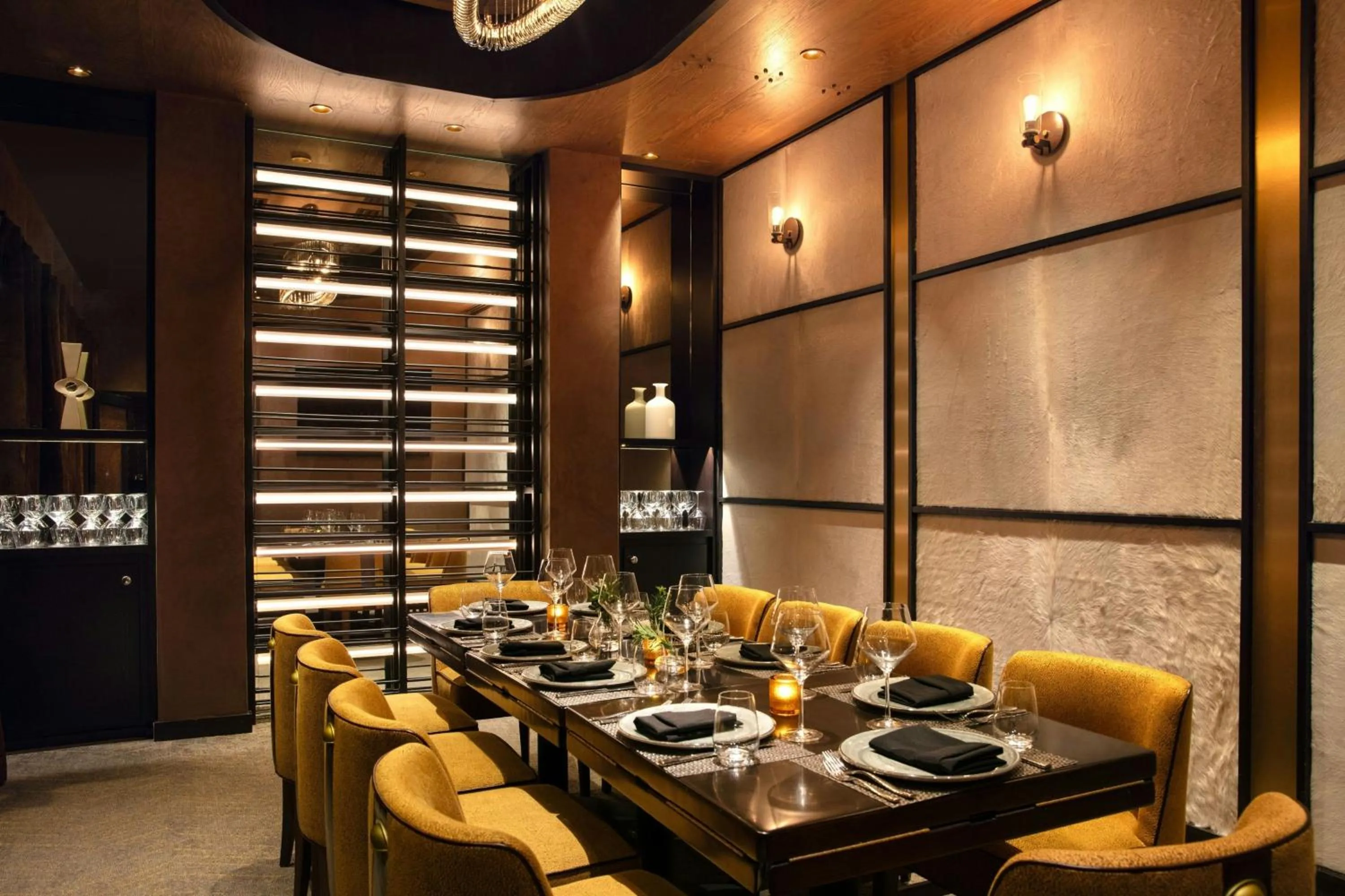 Restaurant/places to eat in Renaissance Boca Raton Hotel