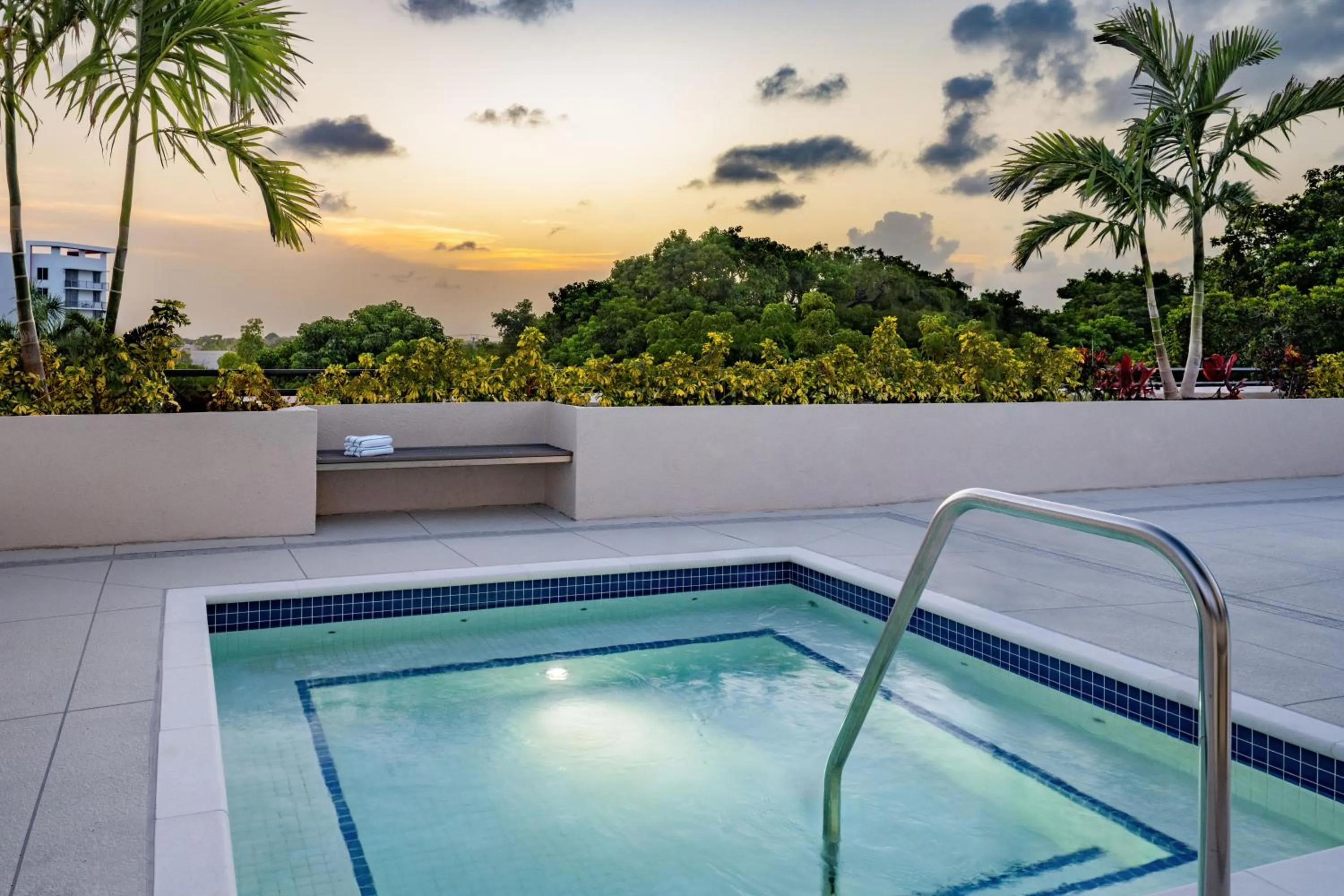 Hot Tub in Fort Lauderdale Marriott North