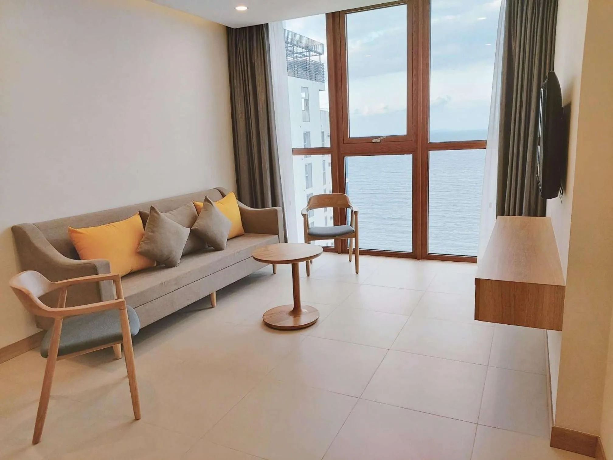 Living room in Sun Kiss Hotel