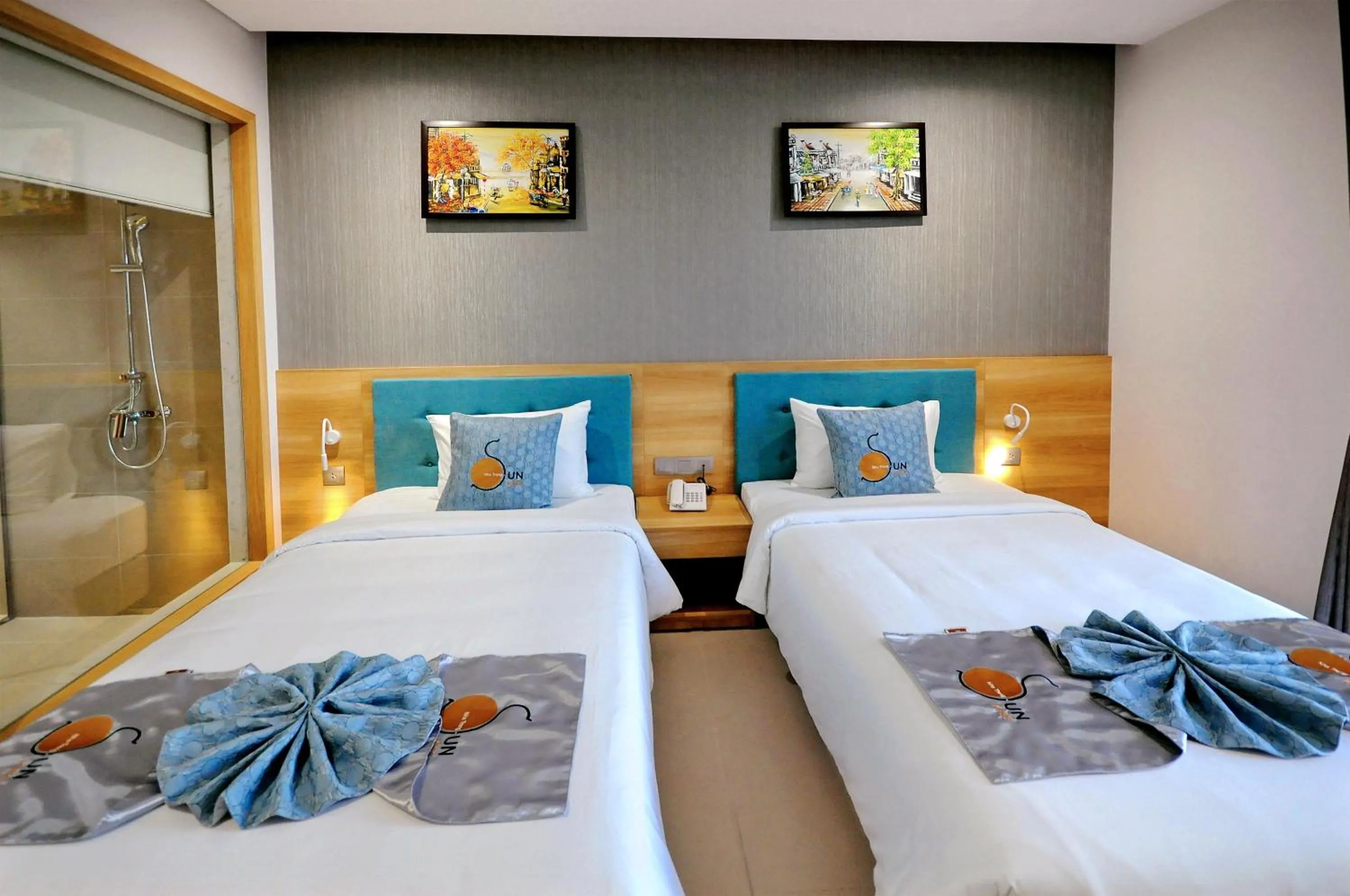 Bed in Sun Kiss Hotel