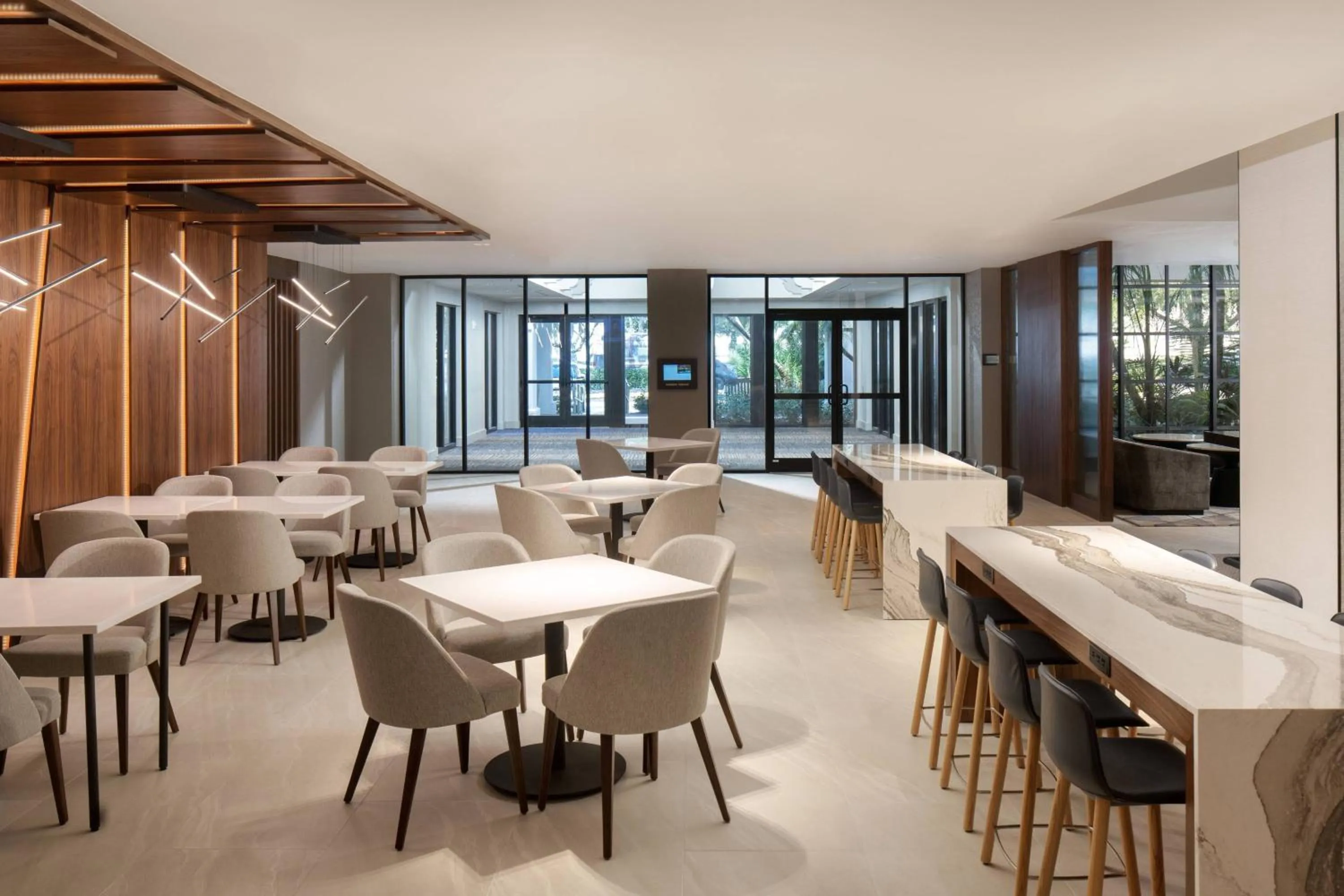 Restaurant/places to eat in Palm Beach Gardens Marriott