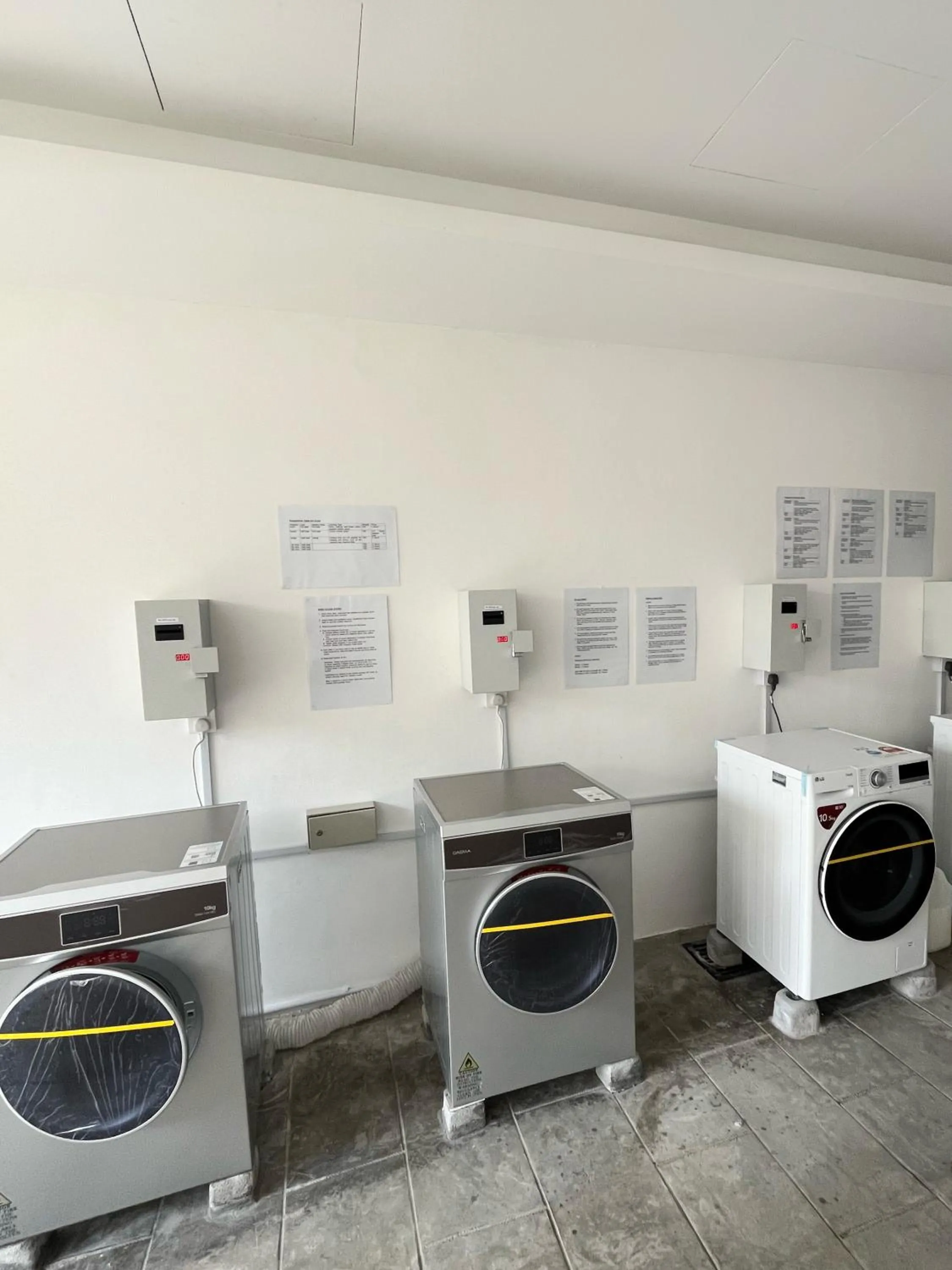 washing machine in Mclane Boutique Hotel