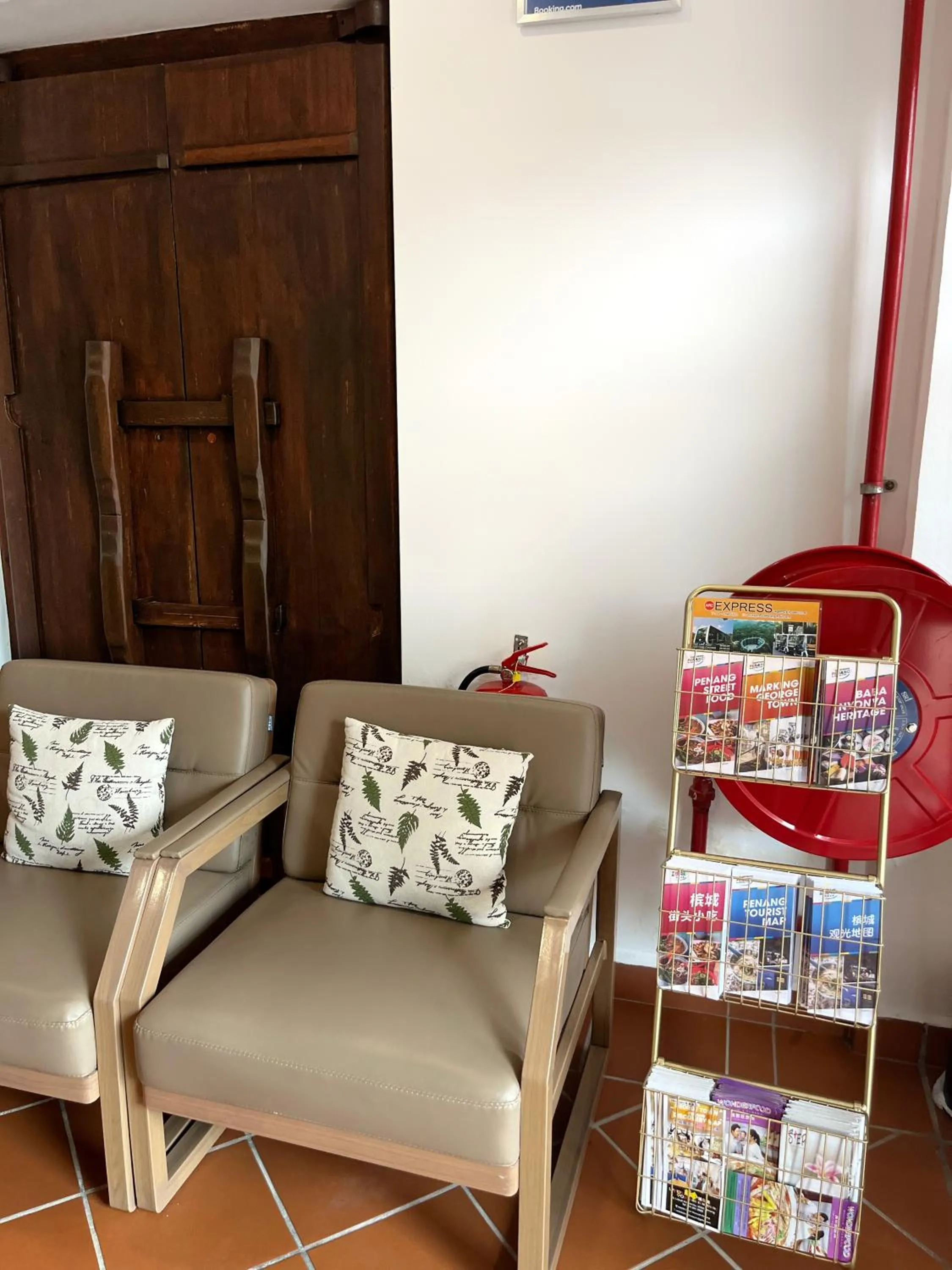 Seating area in Mclane Boutique Hotel