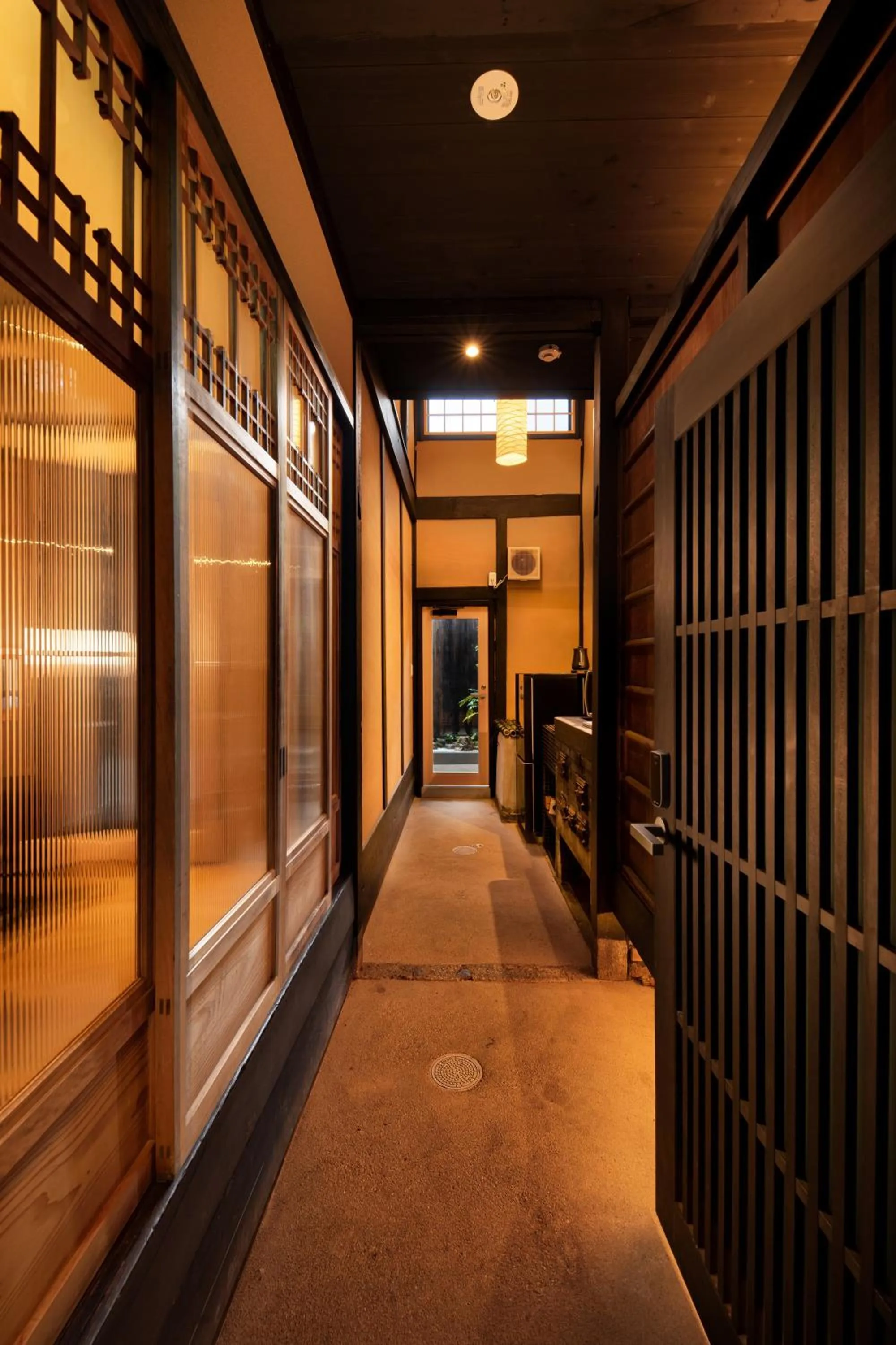 Photo of the whole room in Kanade Matsubara-Gokomachi