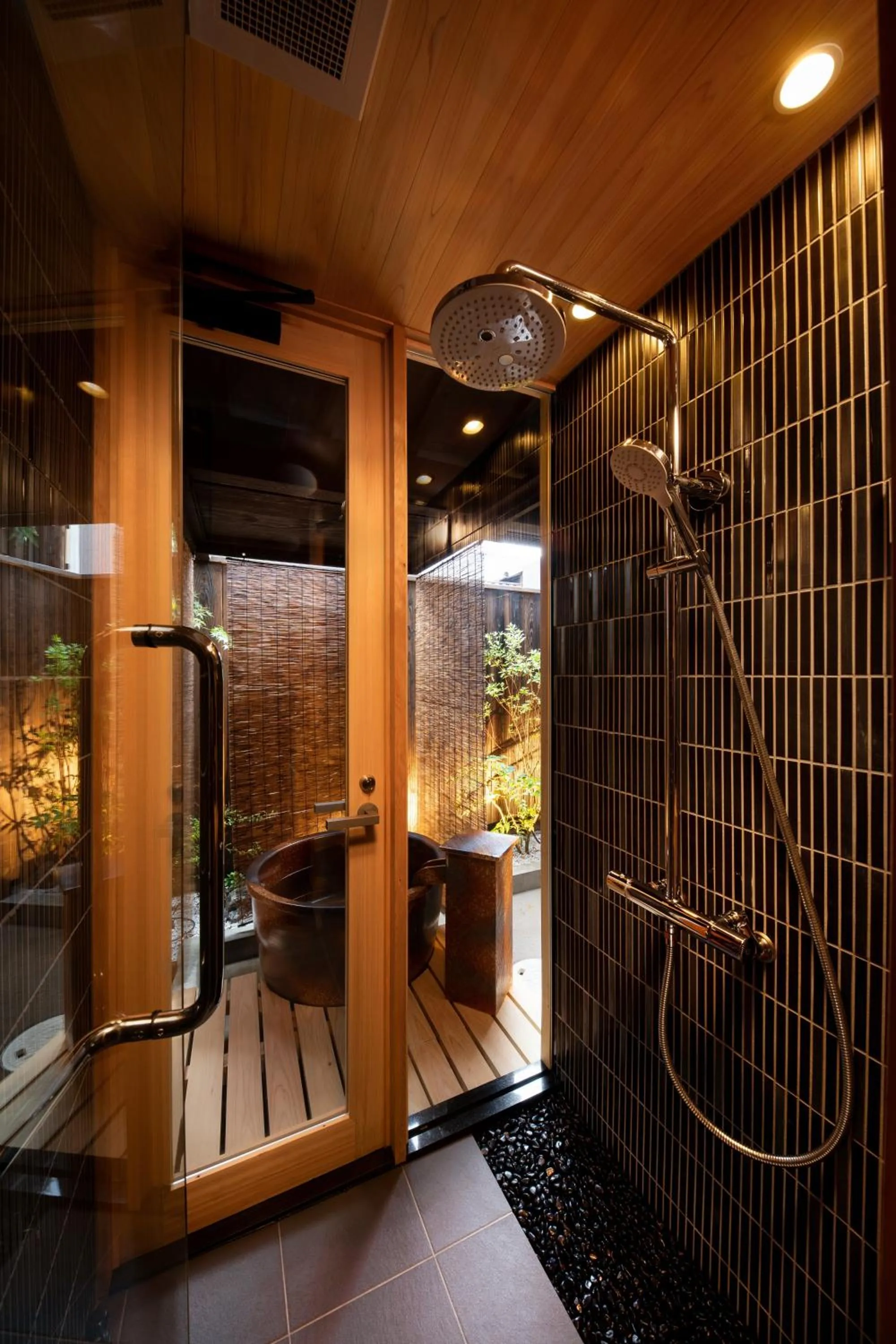 Bathroom in Kanade Matsubara-Gokomachi