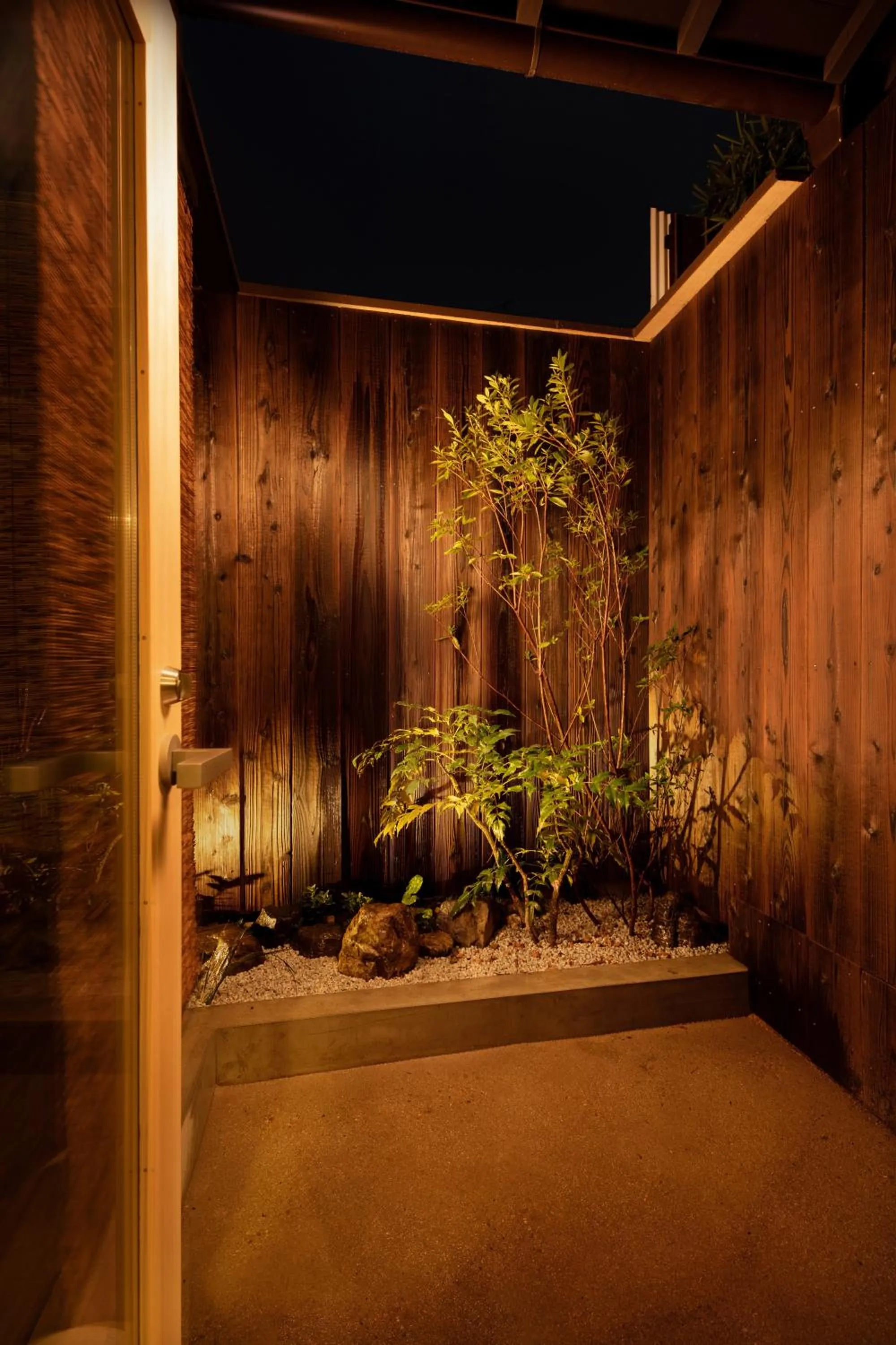 Garden view in Kanade Matsubara-Gokomachi