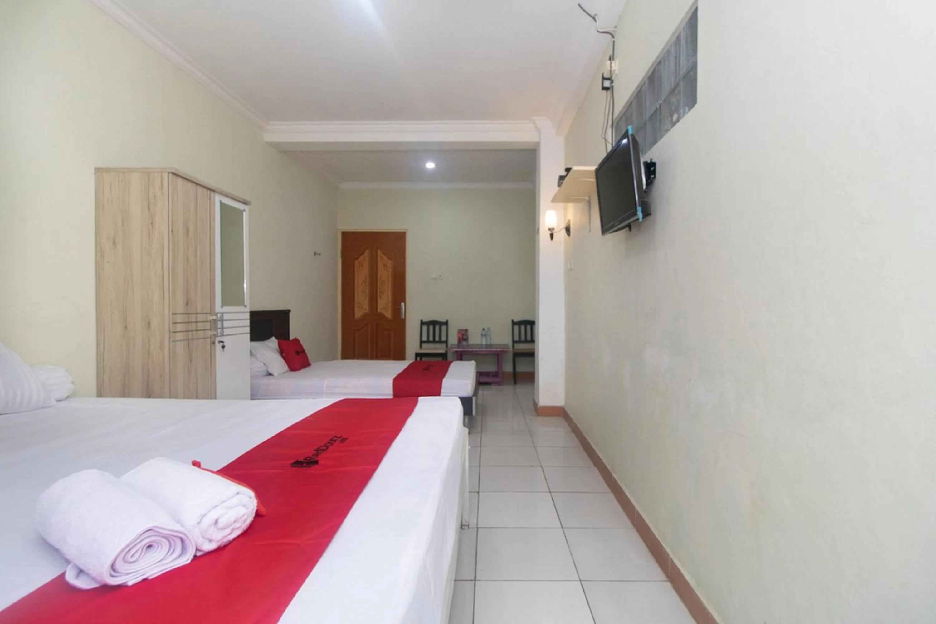 Bed in RedDoorz @ Frans Seda Kupang