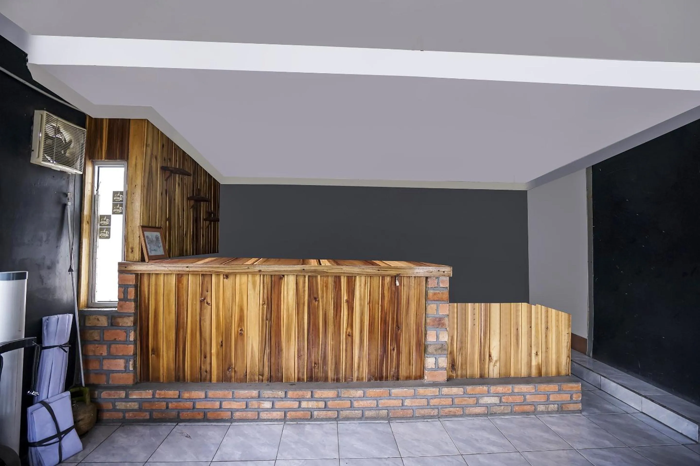 Lobby or reception in OYO Life 91027 Note Hotel Syariah