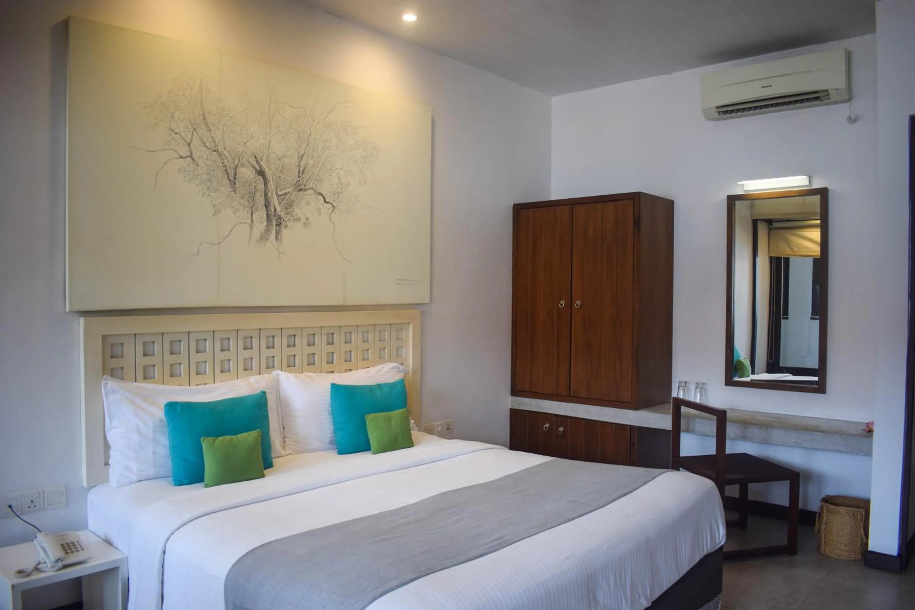 Bedroom, Bed in Blue Breeze