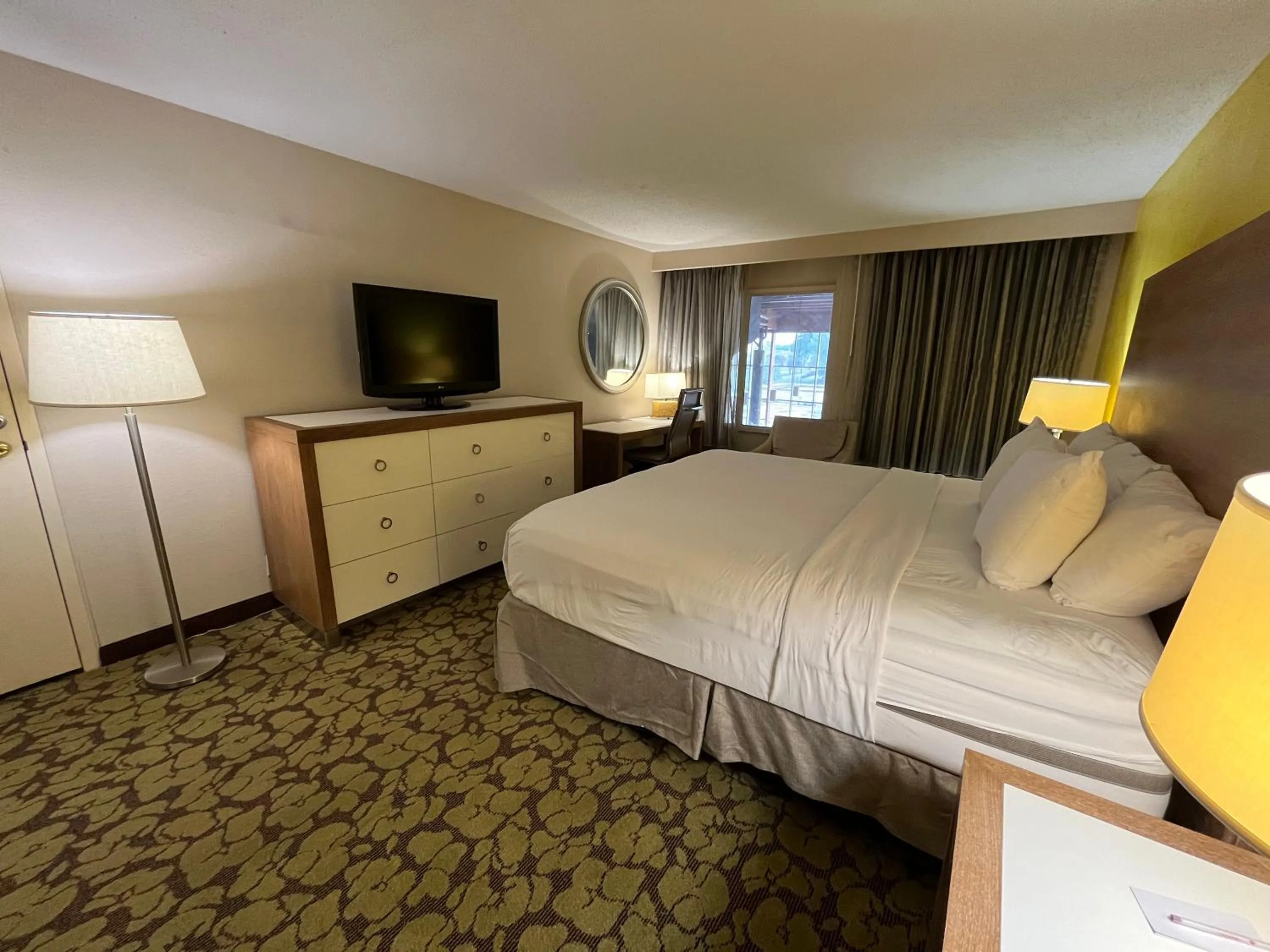 Photo of the whole room in Ramada Plaza by Wyndham Charlotte South End Airport