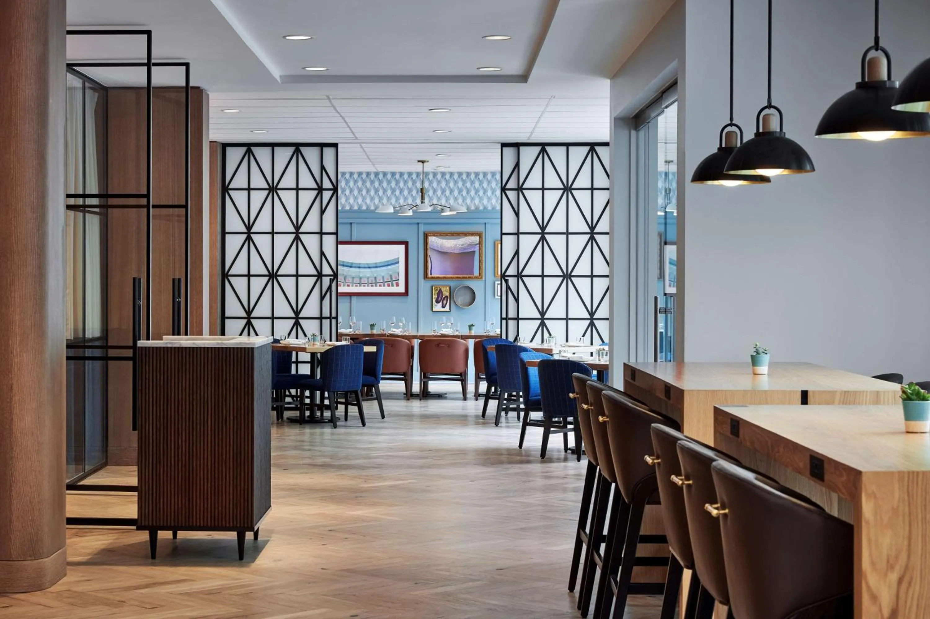 Restaurant/places to eat in YOTEL Washington DC