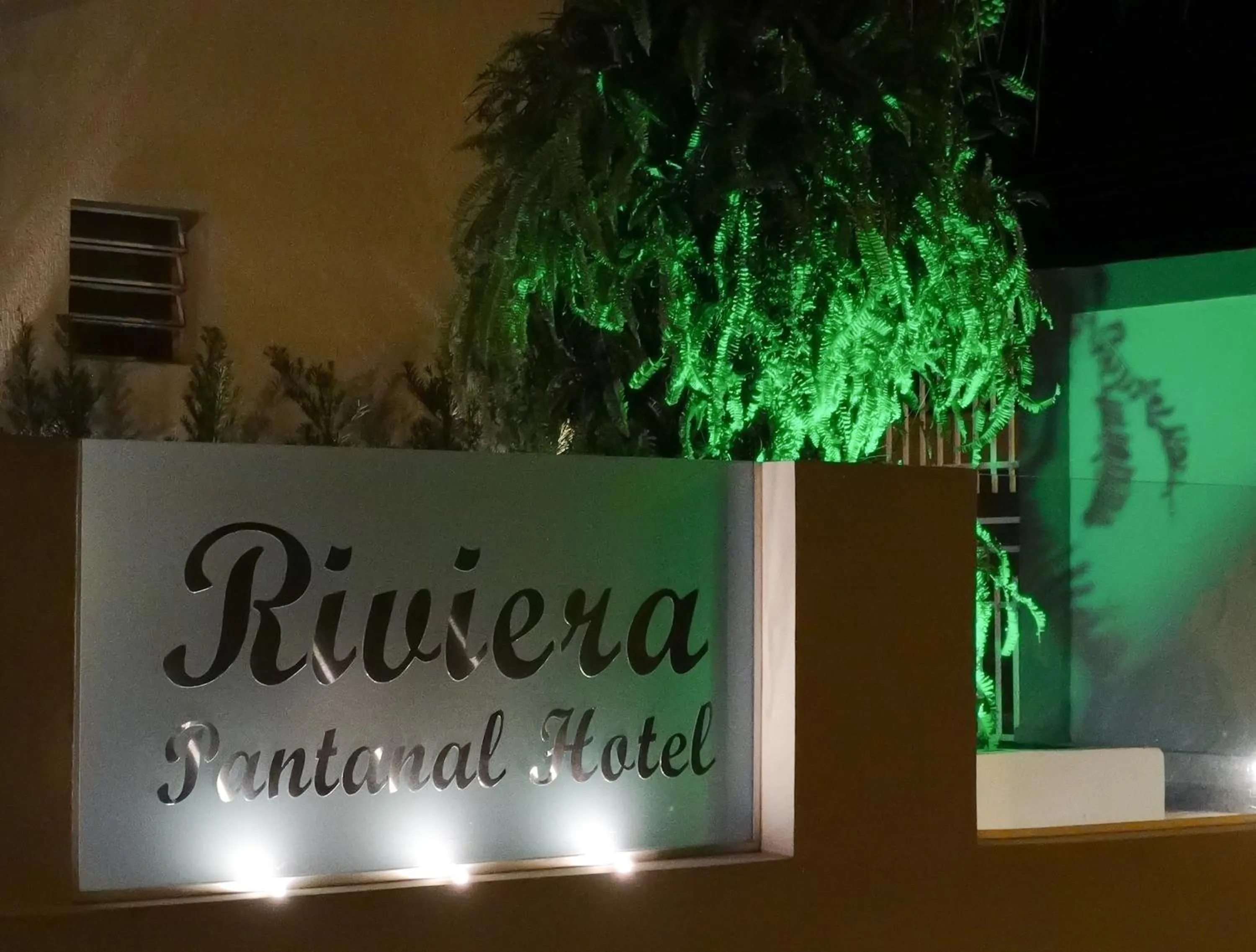Facade/entrance in Riviera Pantanal Hotel