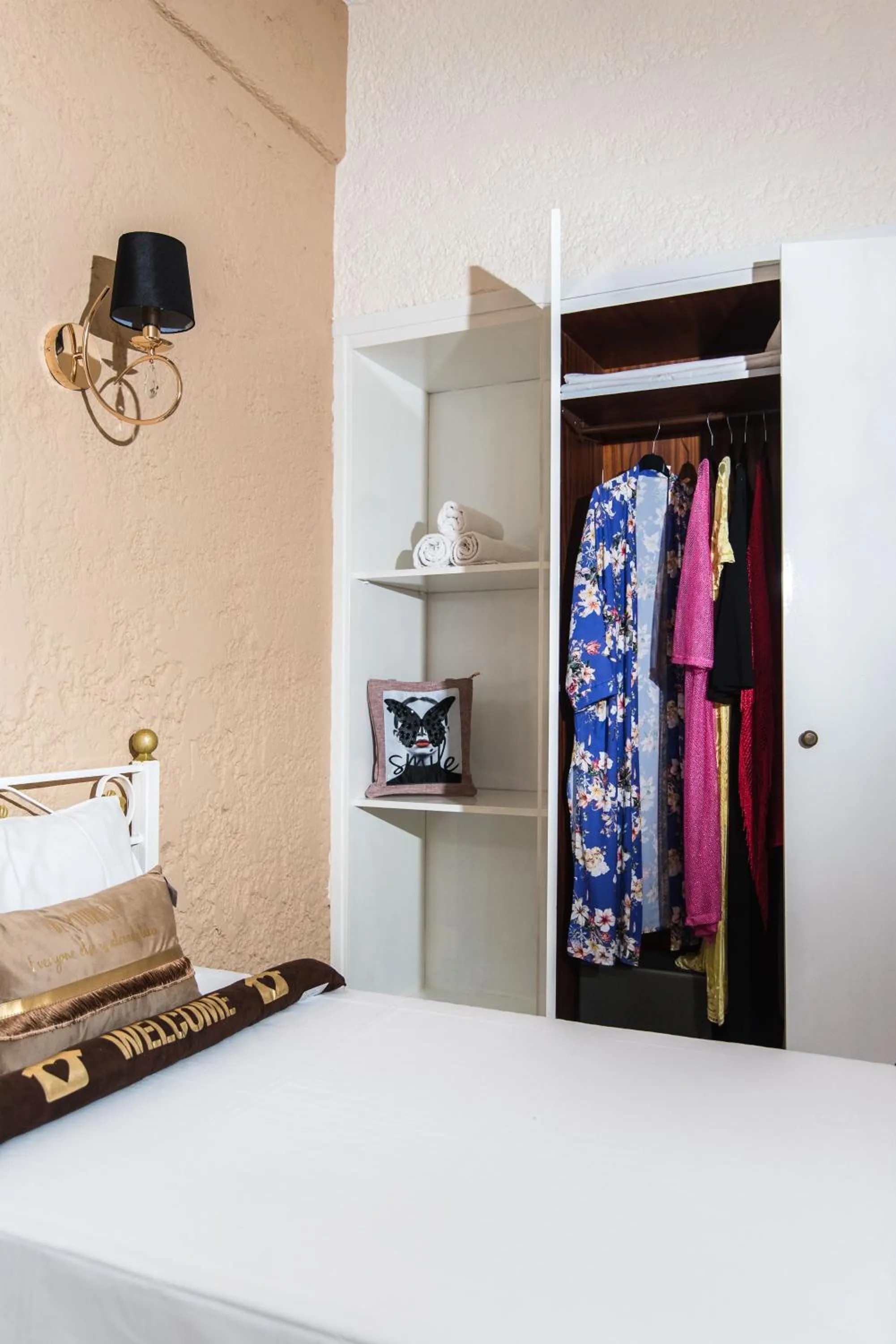 Bed in Oasis Studios