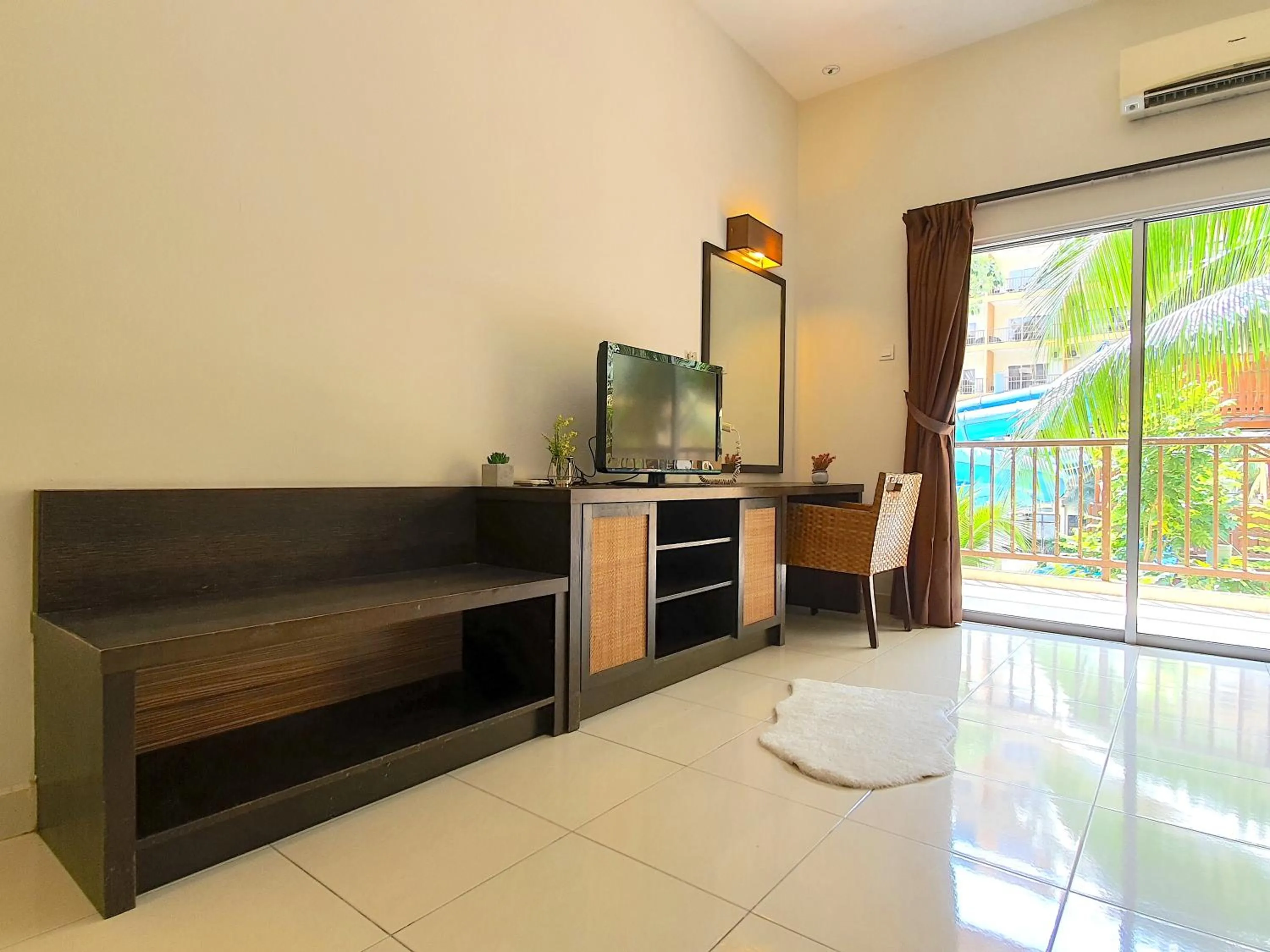 TV and multimedia in Gold Coast Morib Themepark View Studio