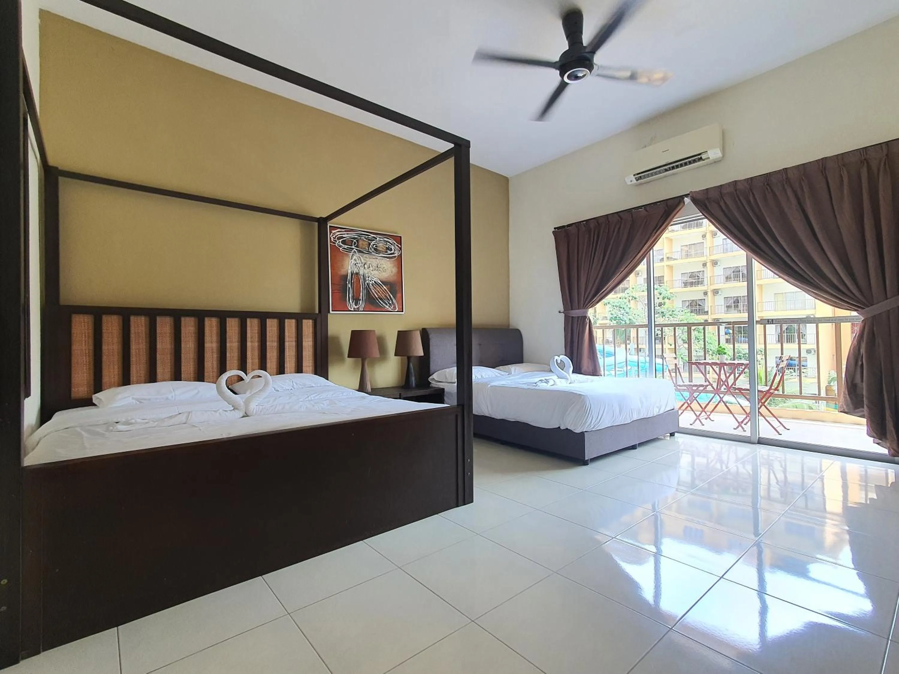 Bed in Gold Coast Morib Themepark View Studio