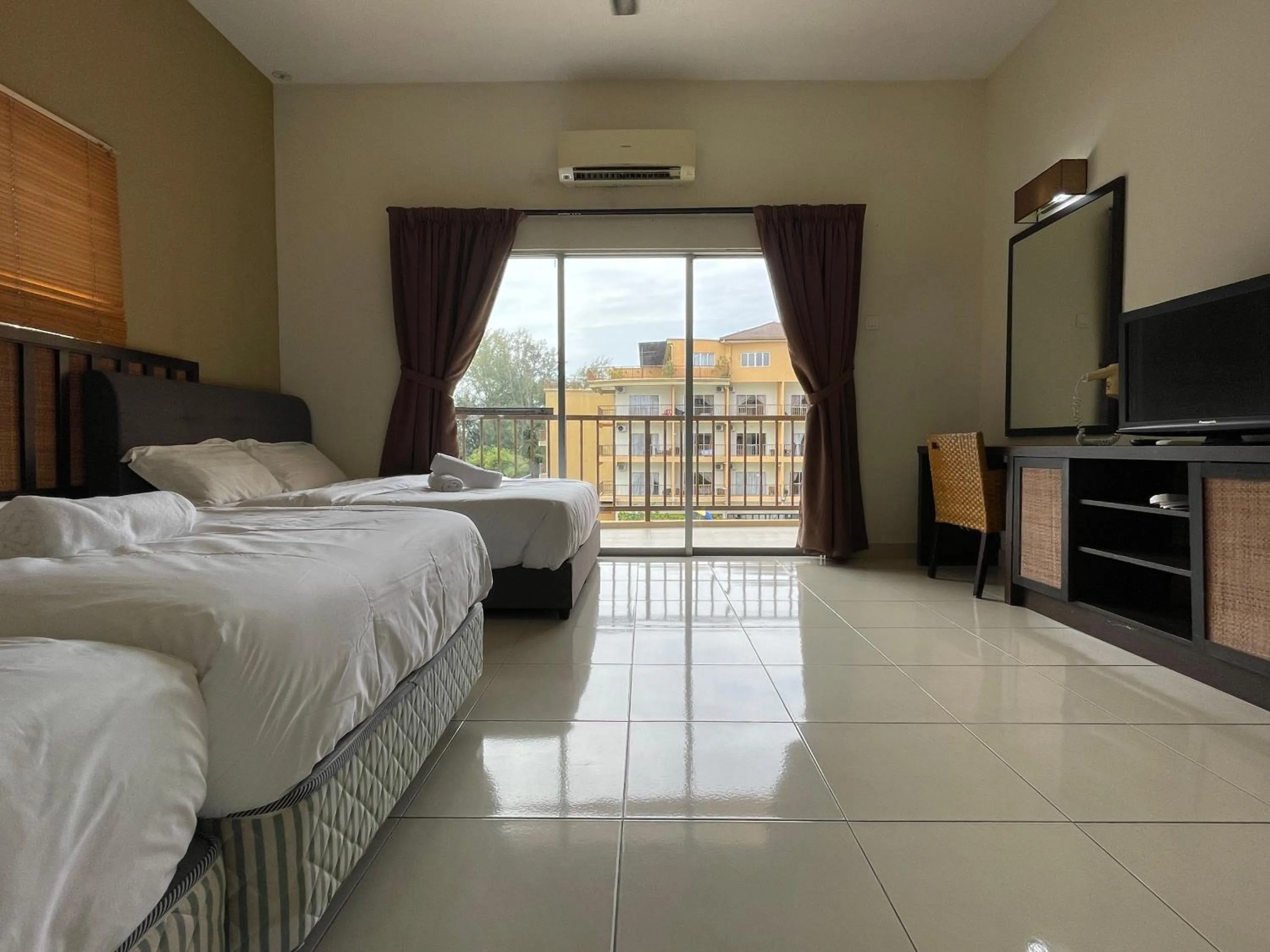 Bed in Gold Coast Morib Themepark View Studio