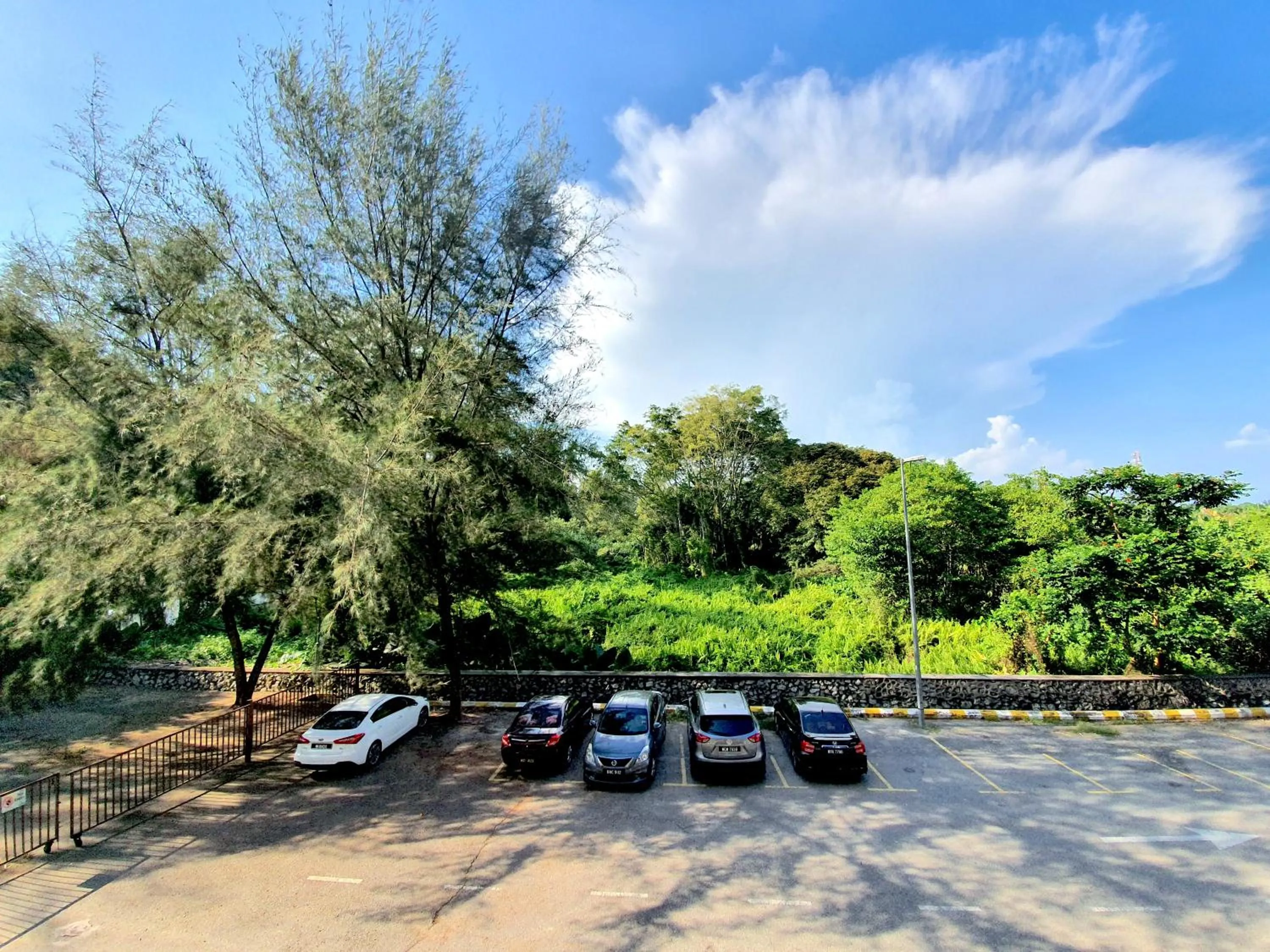 Parking in Gold Coast Morib Themepark View Studio