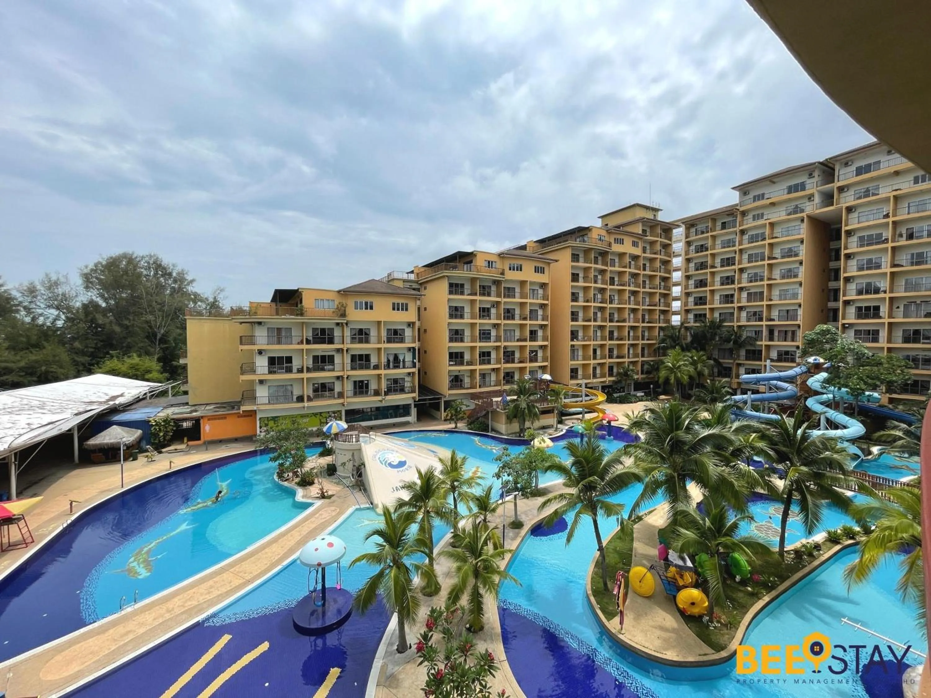 Pool view in Gold Coast Morib Themepark View Studio