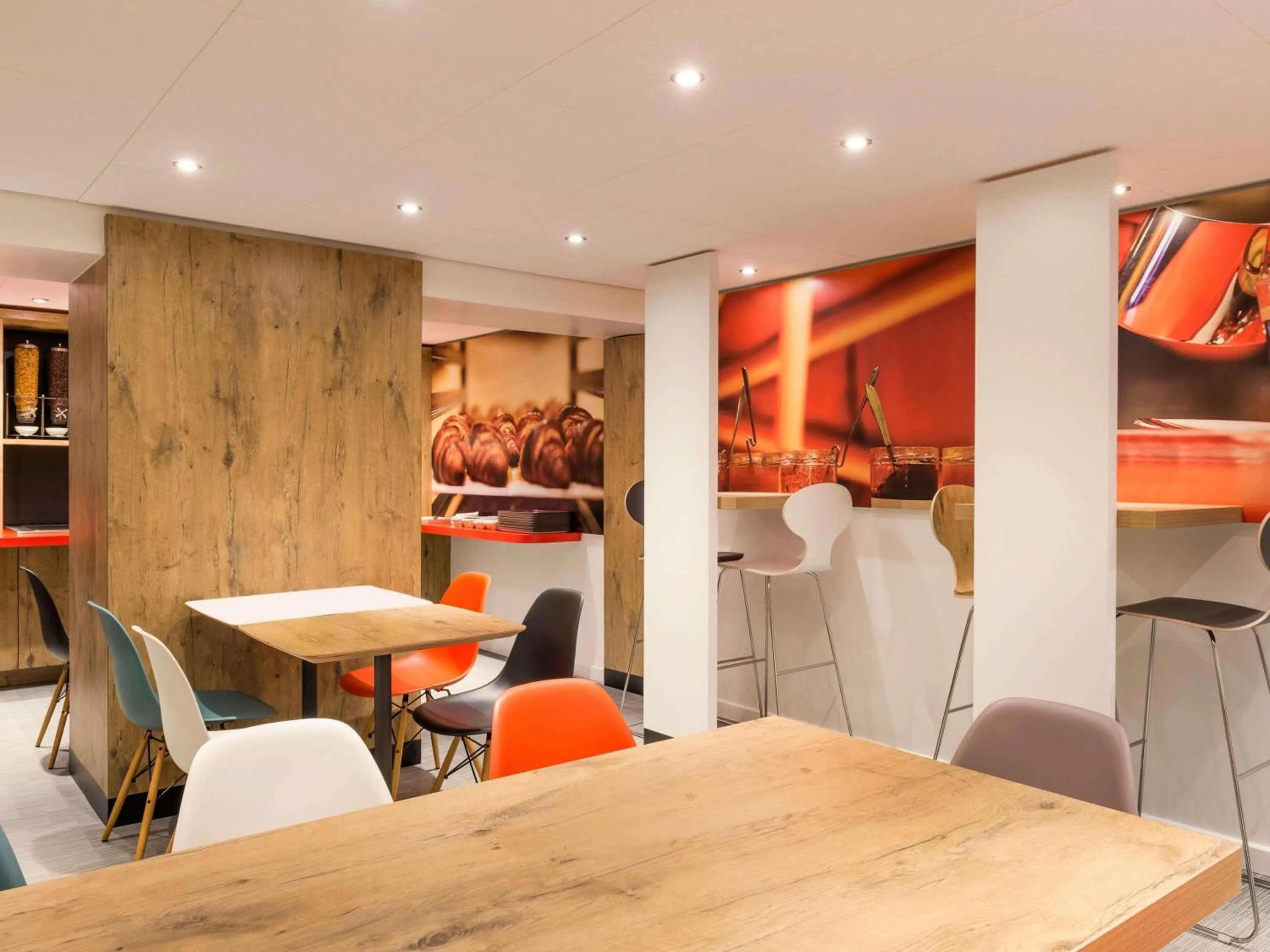 Breakfast in ibis Paris Père Lachaise