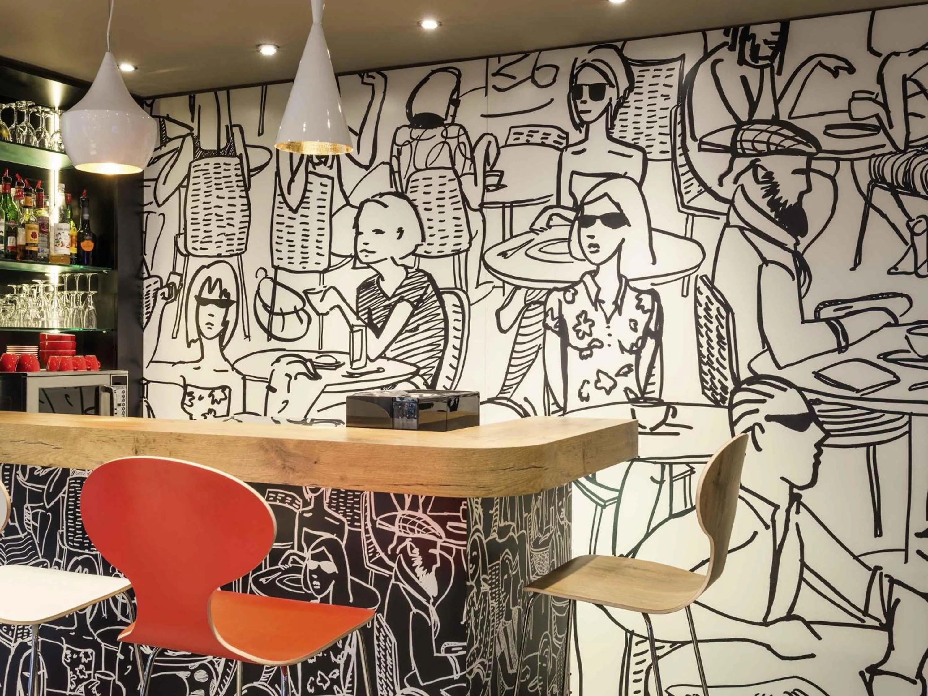 Lounge or bar in ibis Paris Père Lachaise