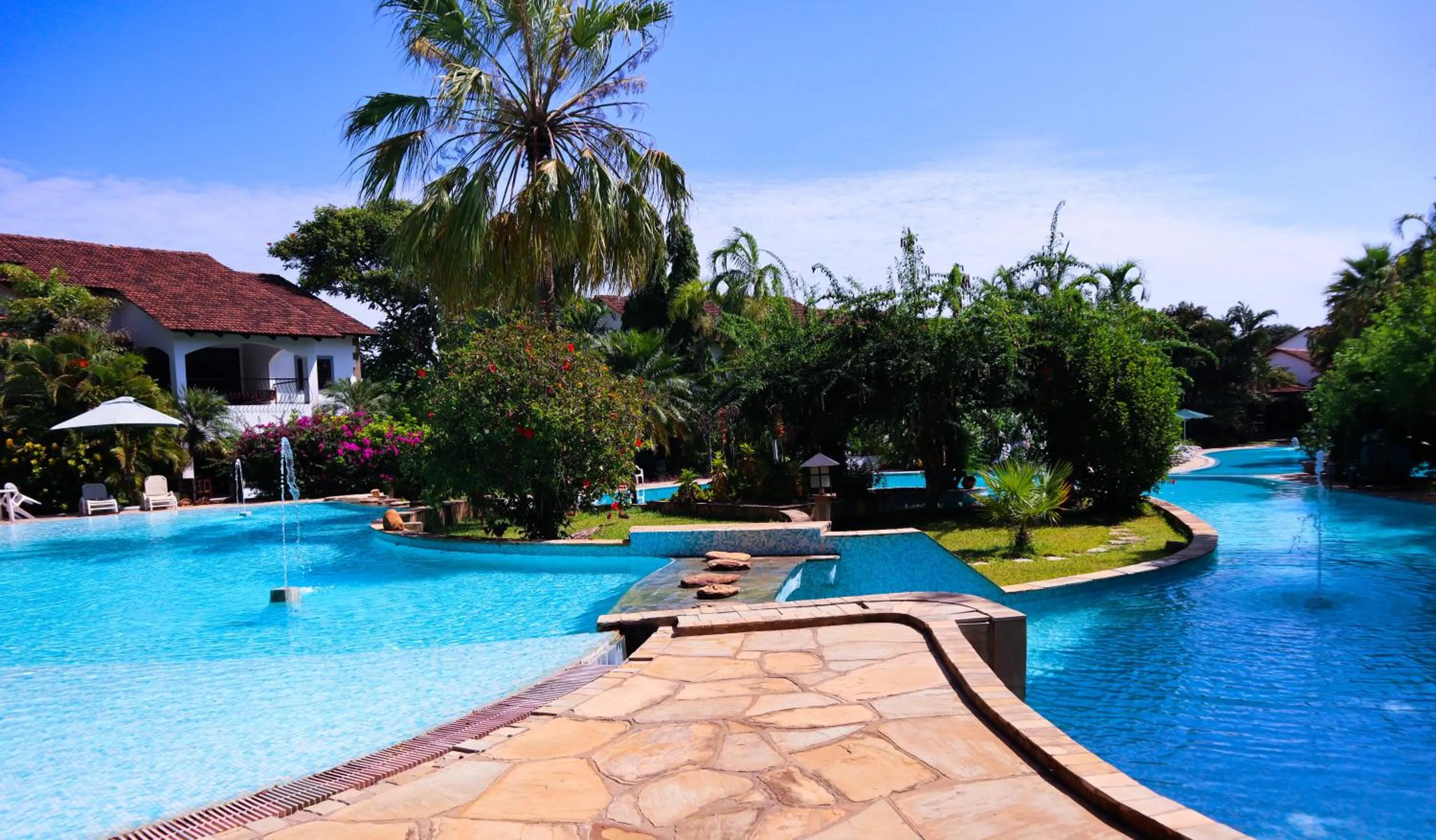 Pool view in Woburn Residence Club