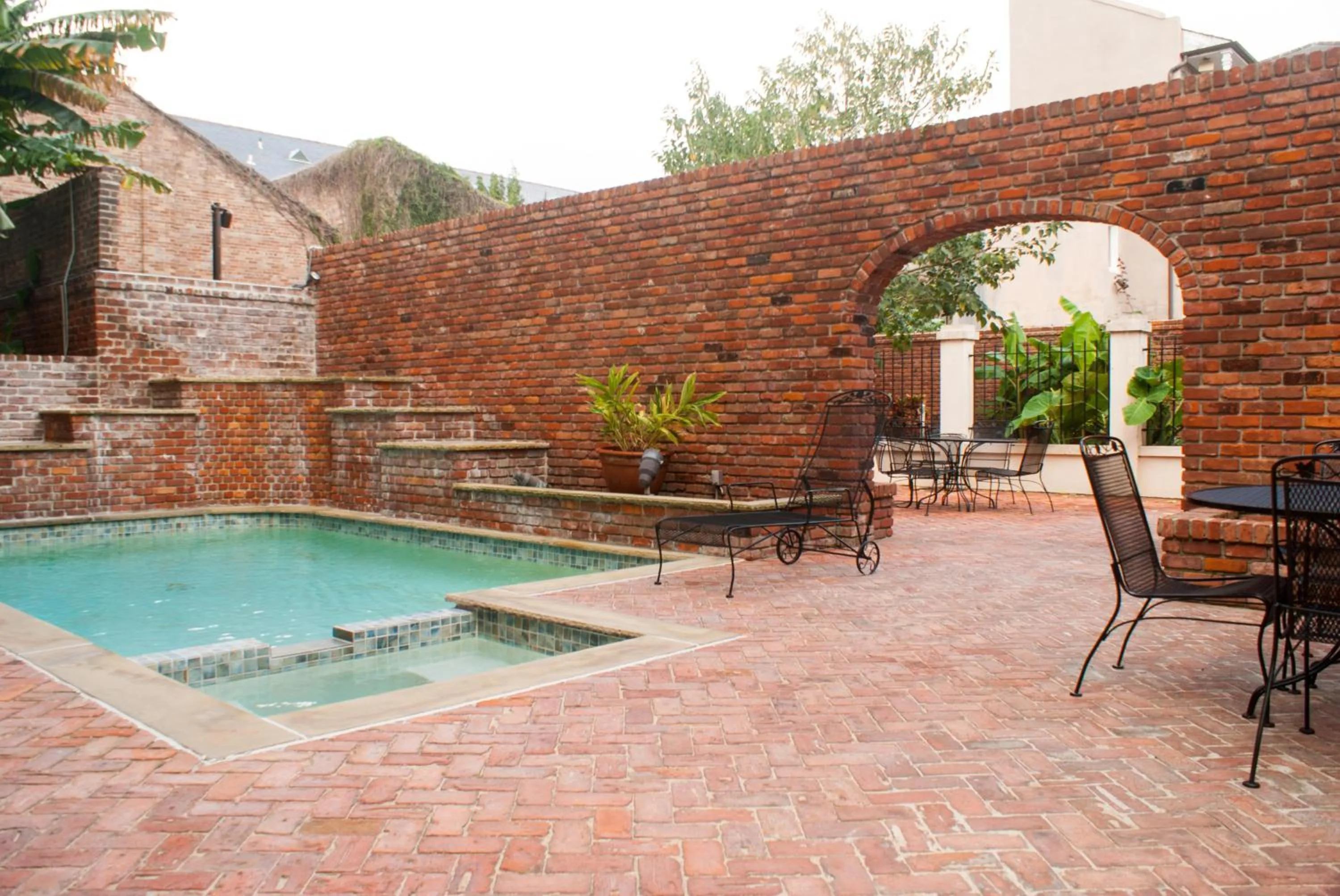 Patio in Grenoble House