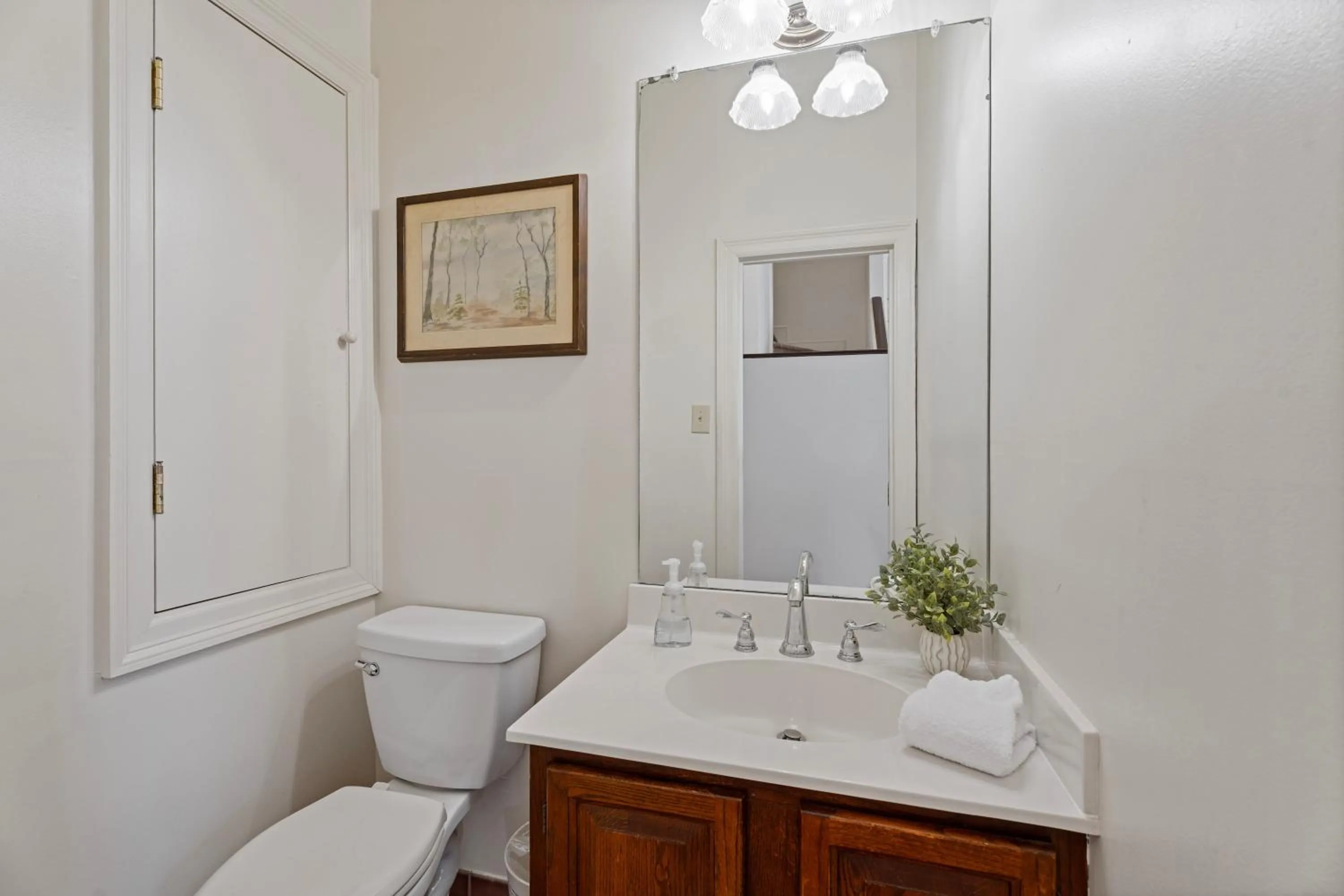 Toilet in Grenoble House