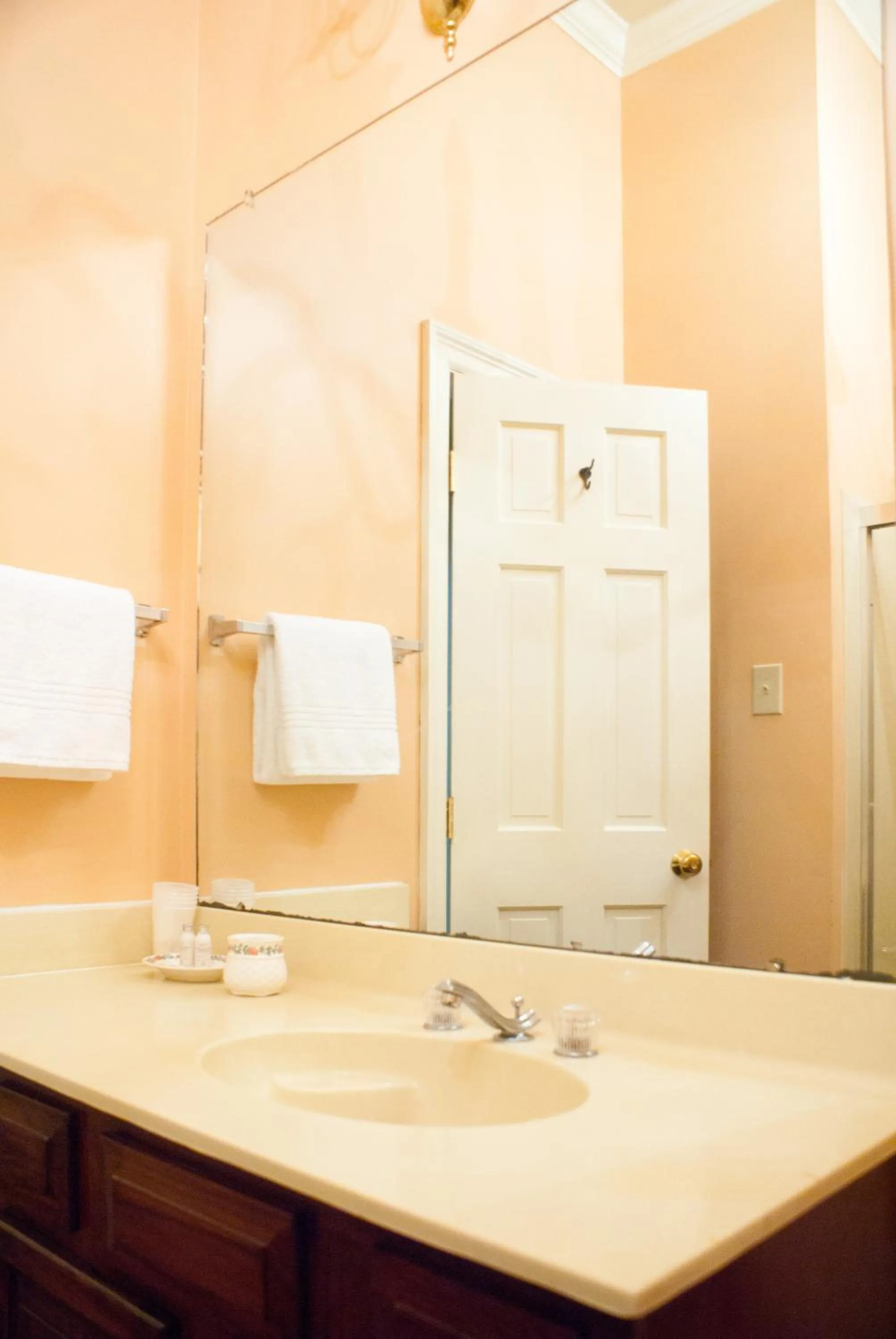 Bathroom in Grenoble House