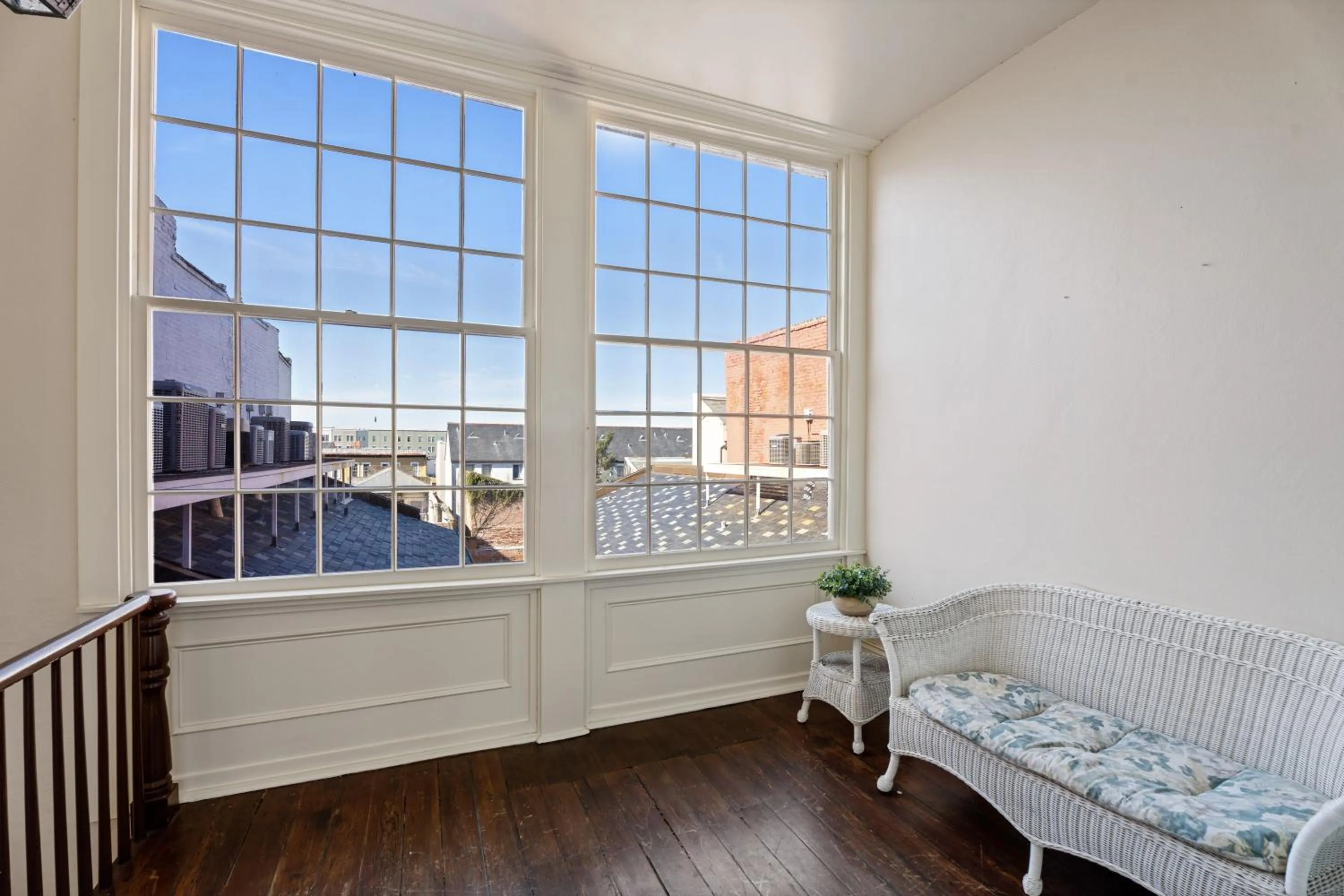 Seating area in Grenoble House