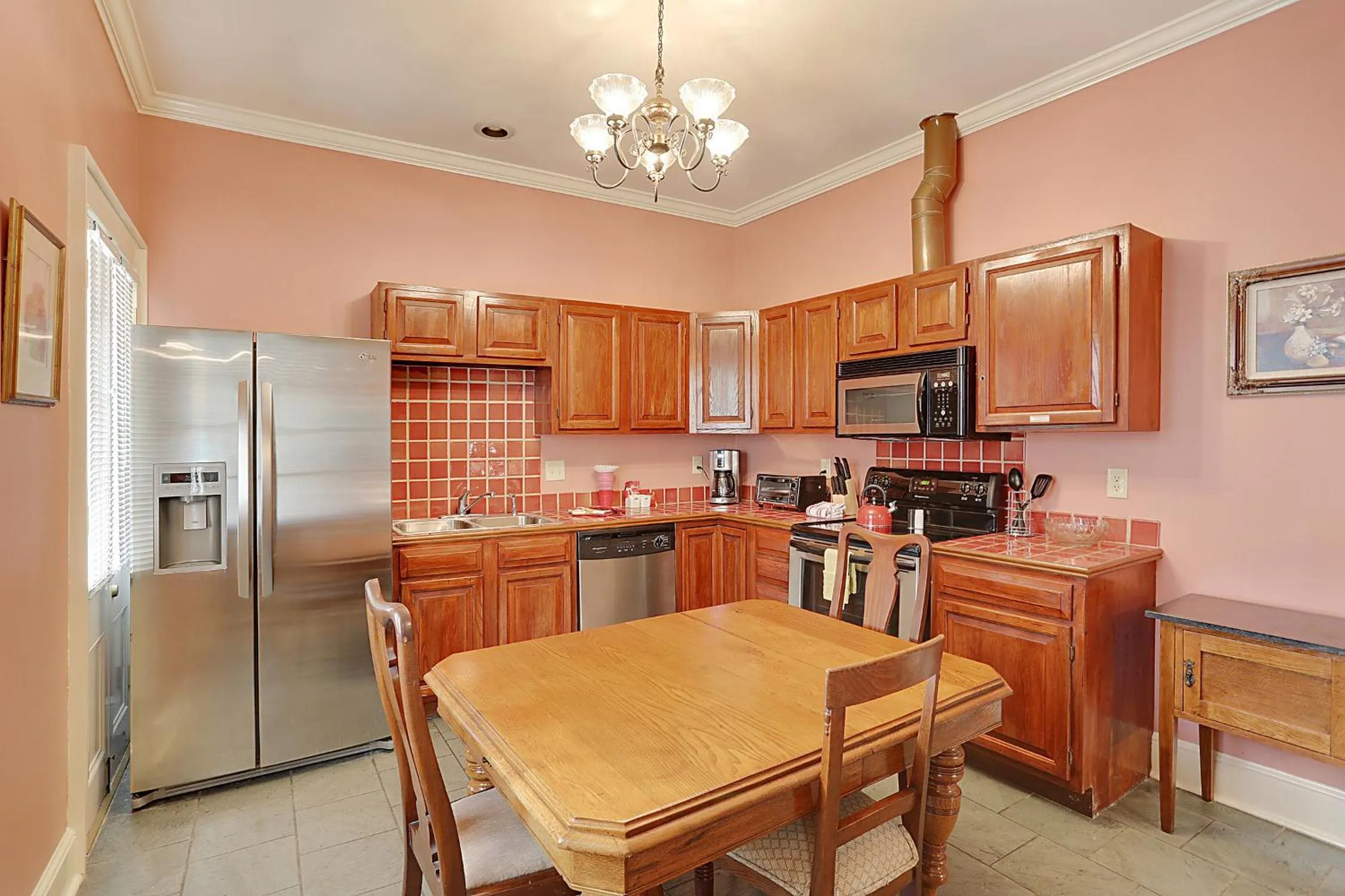 Kitchen or kitchenette in Grenoble House