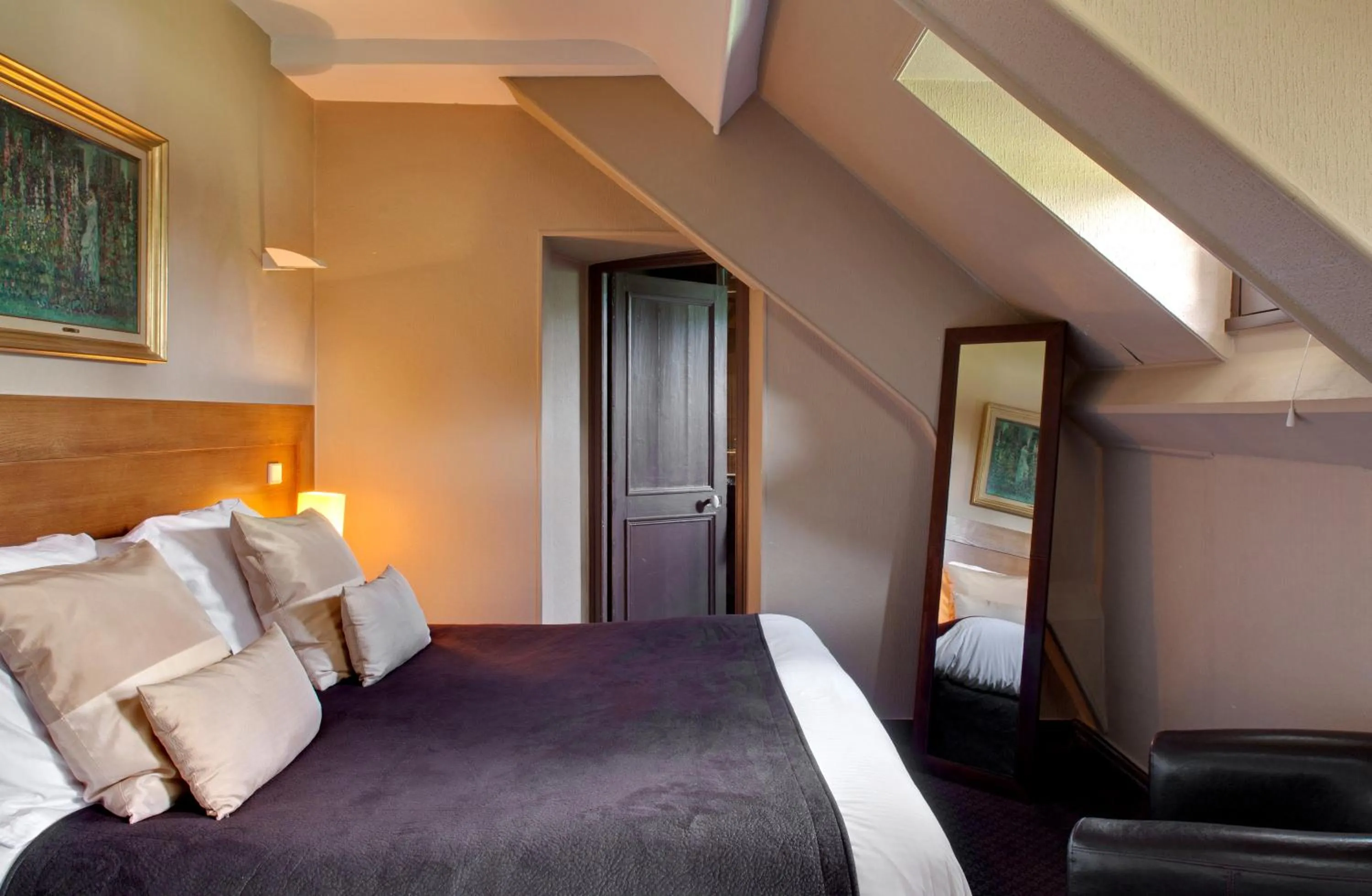 Bed in Le Pavillon De Gouffern