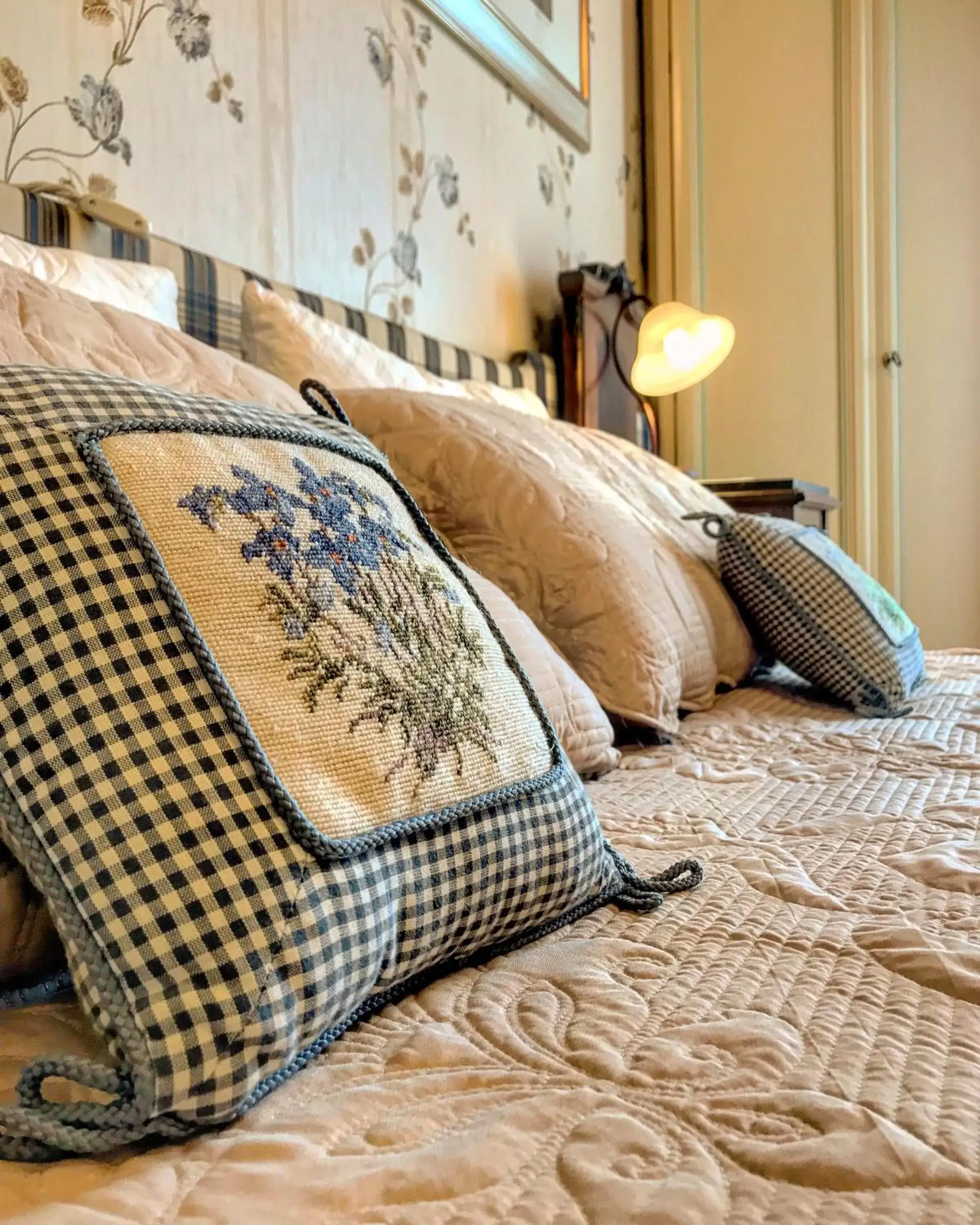 Deluxe Double or Twin Room with Garden View - single occupancy in Al Vecchio Fienile Deluxe Double or Twin Room with Garden View - single occupancy in Al Vecchio Fienile