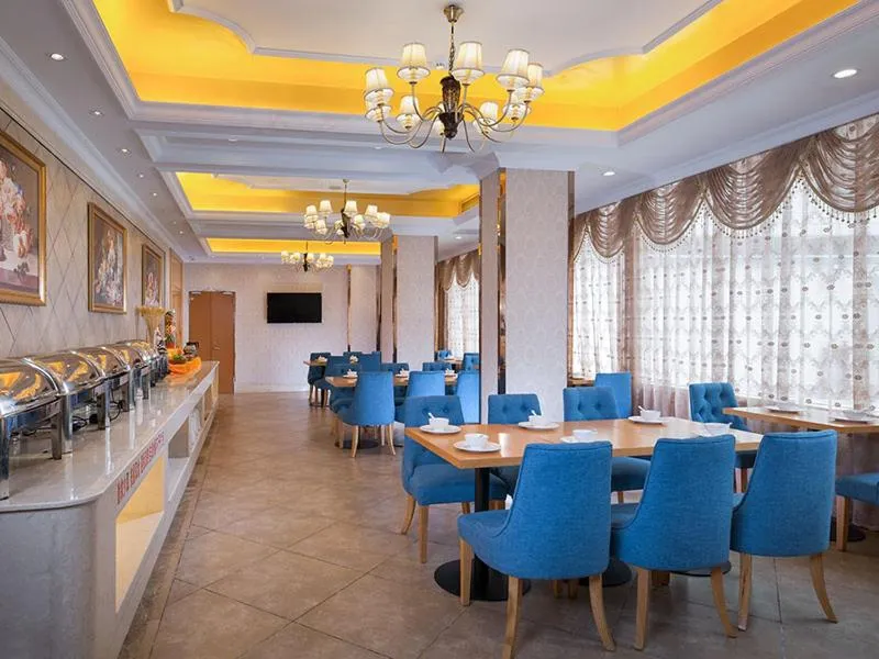 Vienna 3 Best Hotel(Guangdong Yangchun Bus Station Shop )