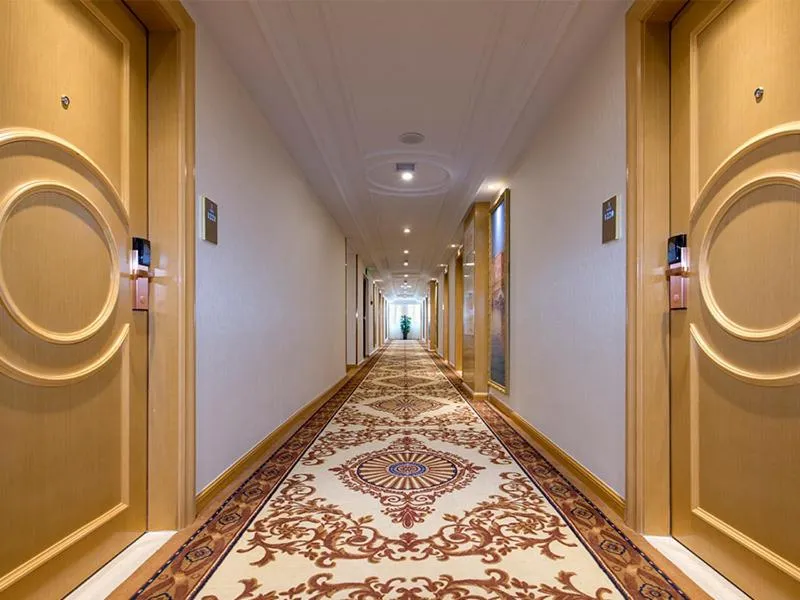 Vienna International Hotel (Fangchenggang Administration Center High-speed Railway Station branch)