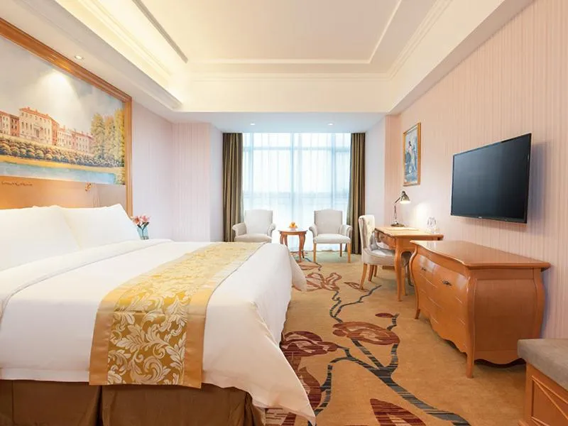 Bed in Vienna Hotel(Nanxiong Shidai Guangchang Branch)