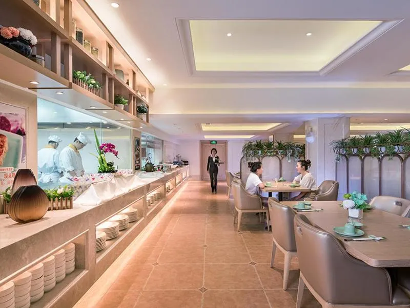 Restaurant/places to eat in Vienna International Hotel (Changfeng Park Shop, Jinshajiang Road, Shanghai)