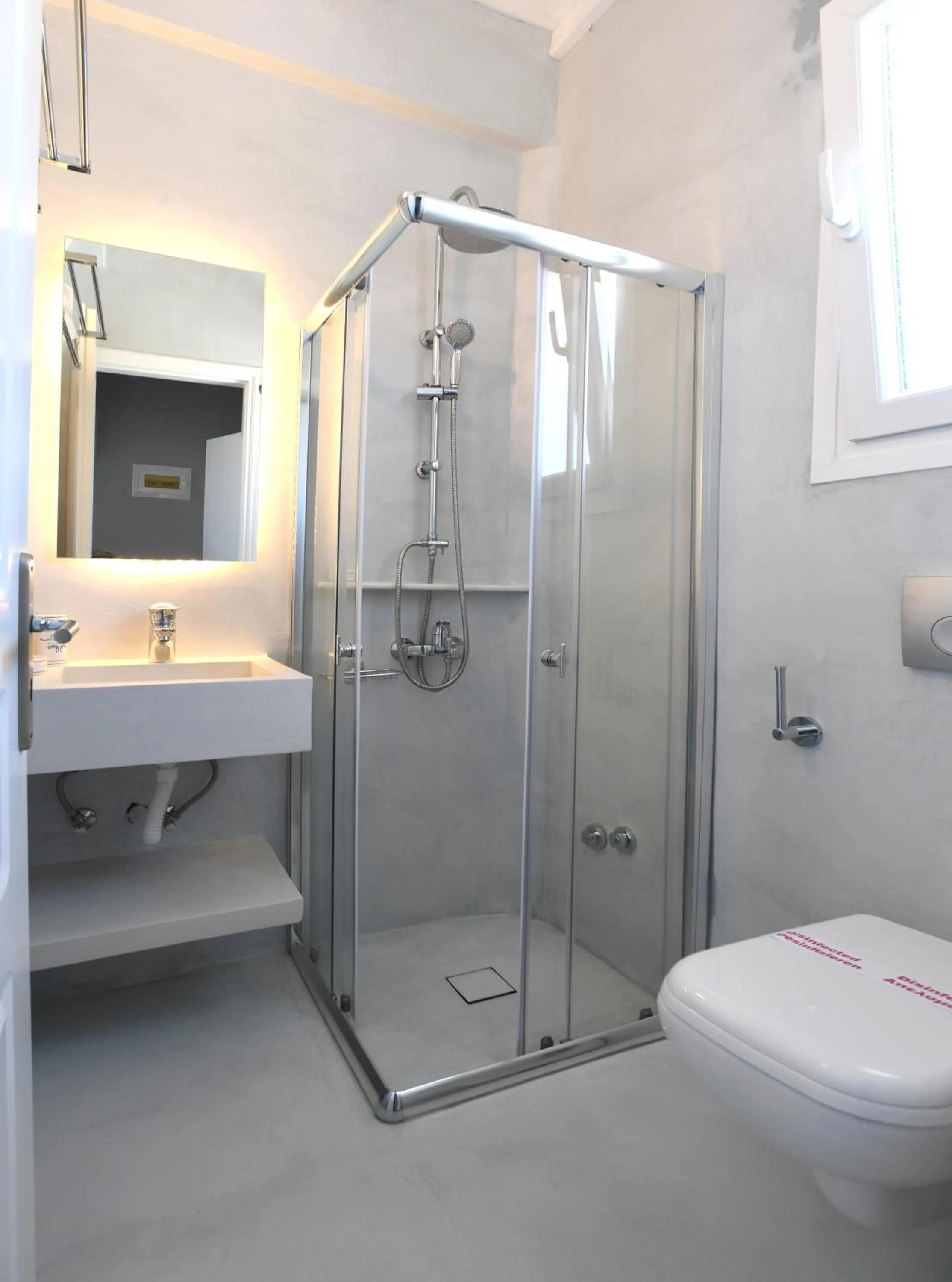 Nostos Beachfront Apartments & Studios