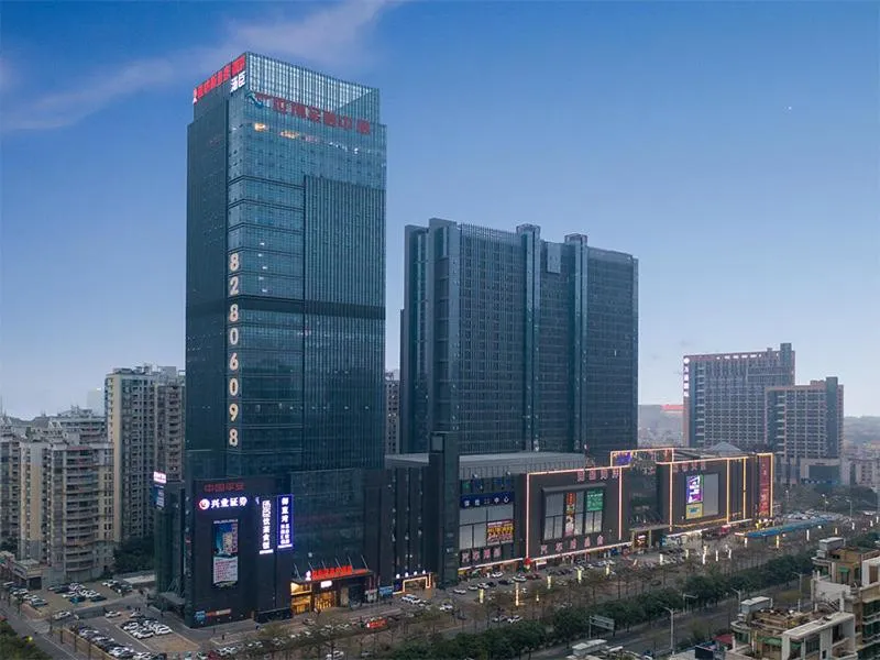 Venus Royal Hotel(Foshan Kuiqi Road Metro Station)