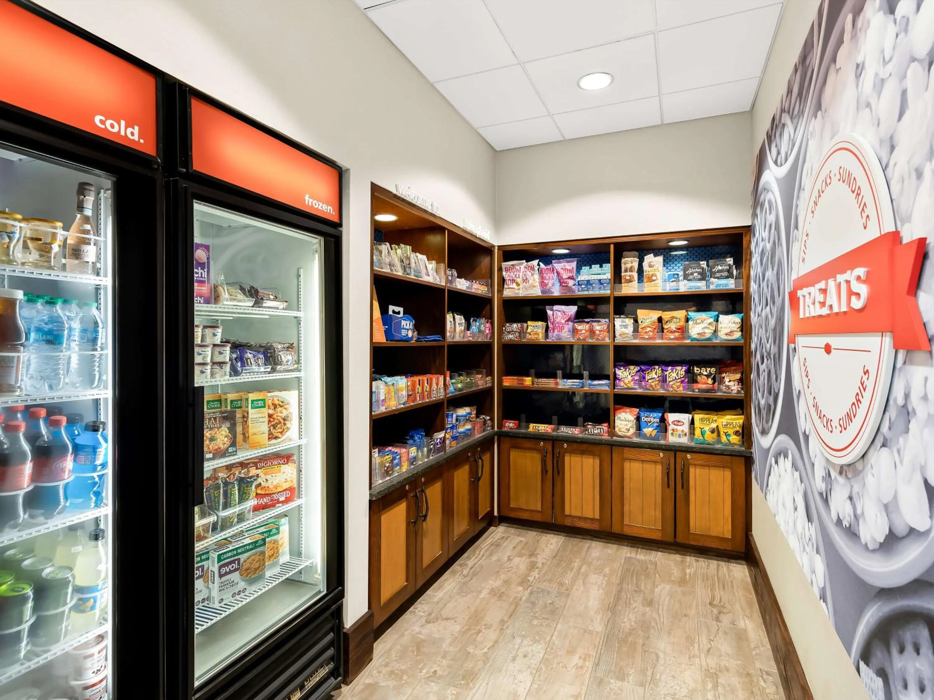 Restaurant/places to eat in Hampton Inn & Suites Lake Placid