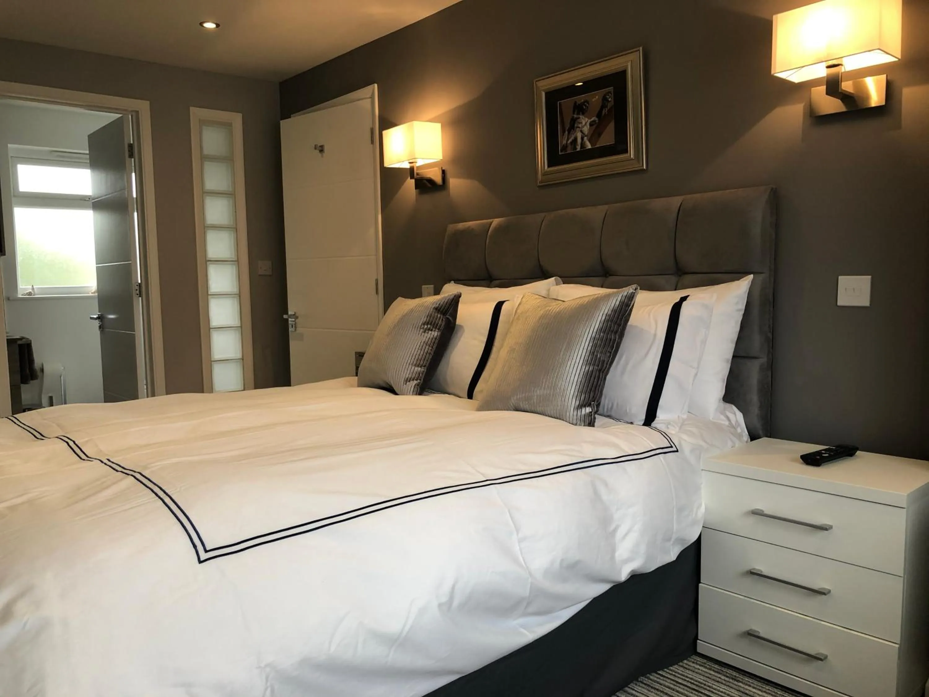 Bedroom, Bed in Jonan House