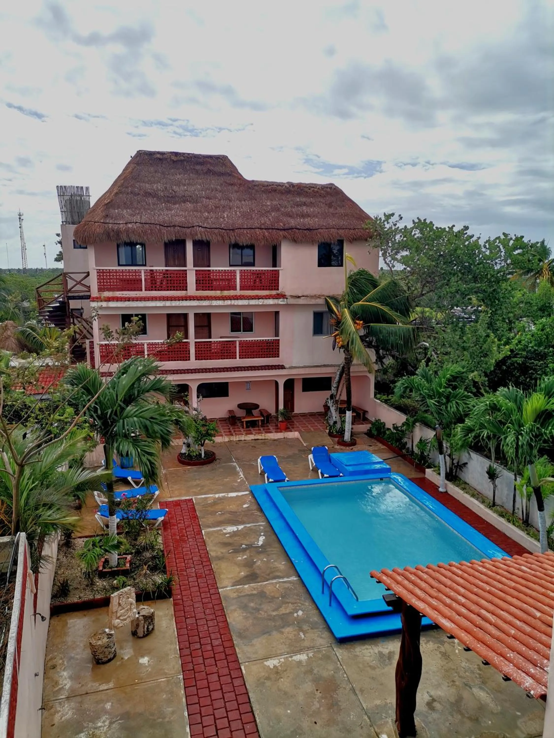 Property building in Hotel El Perico Marinero