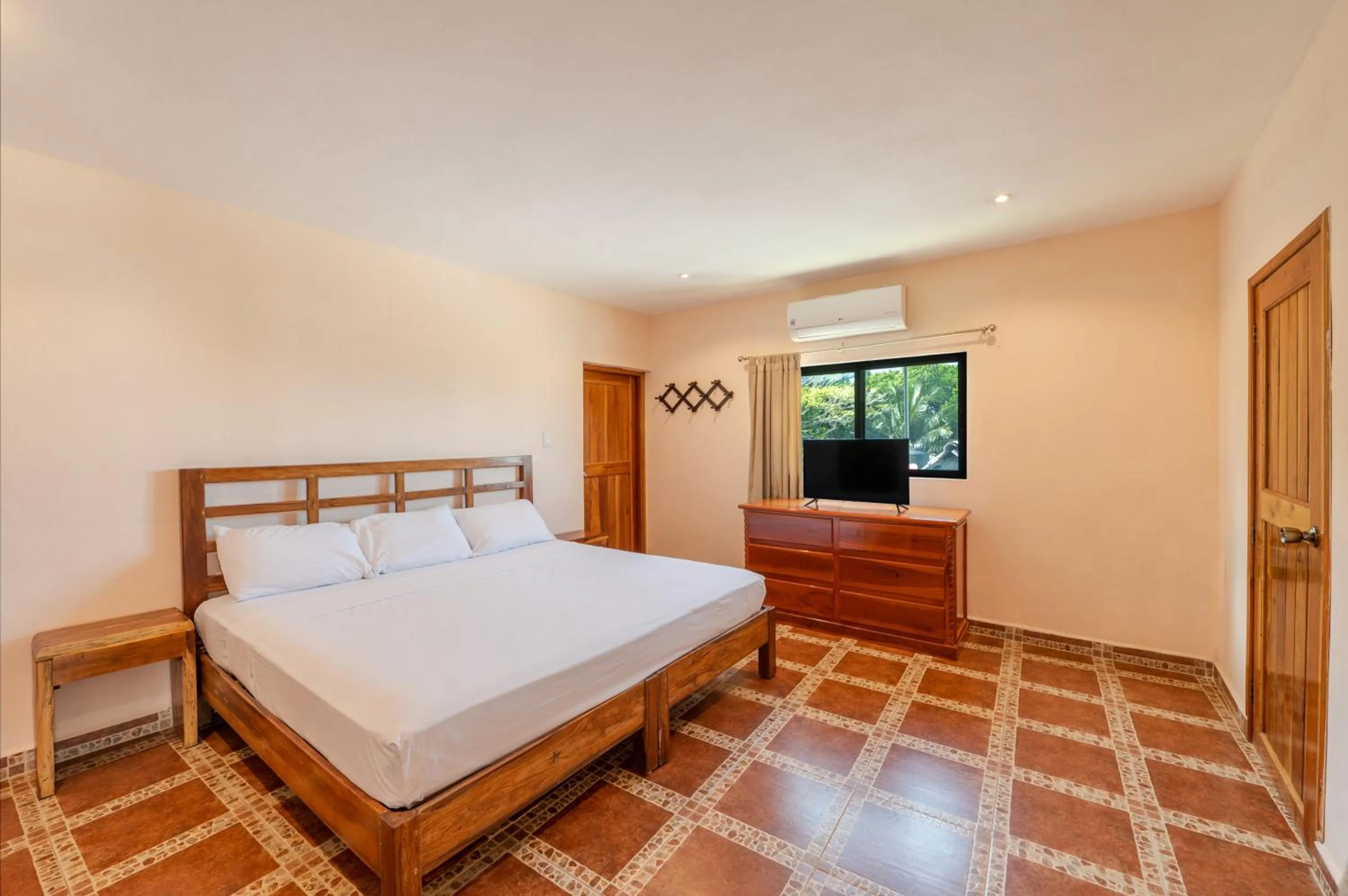 Bedroom, Bed in Hotel El Perico Marinero