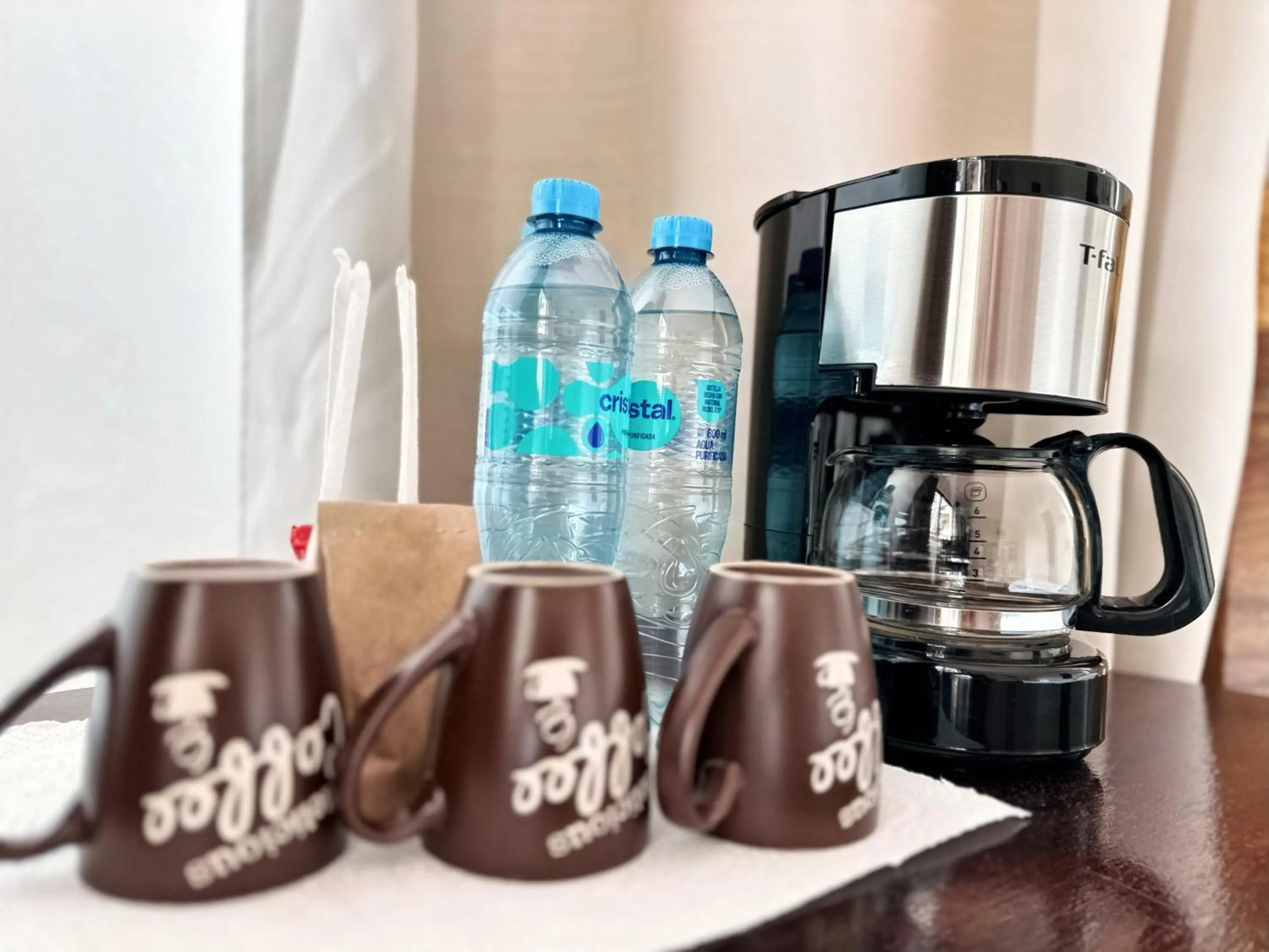 Coffee/tea facilities in Hotel El Perico Marinero
