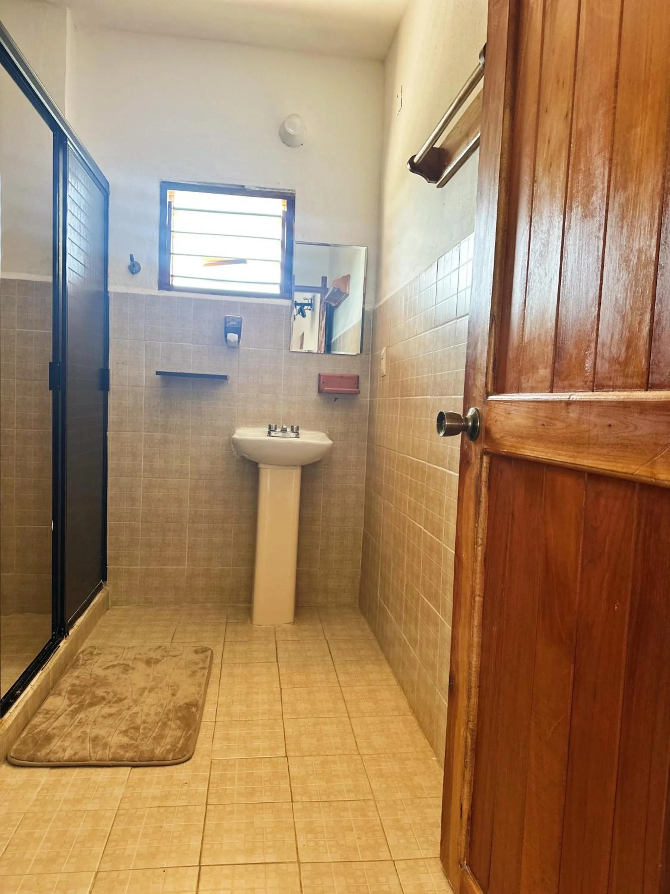 Bathroom in Hotel El Perico Marinero