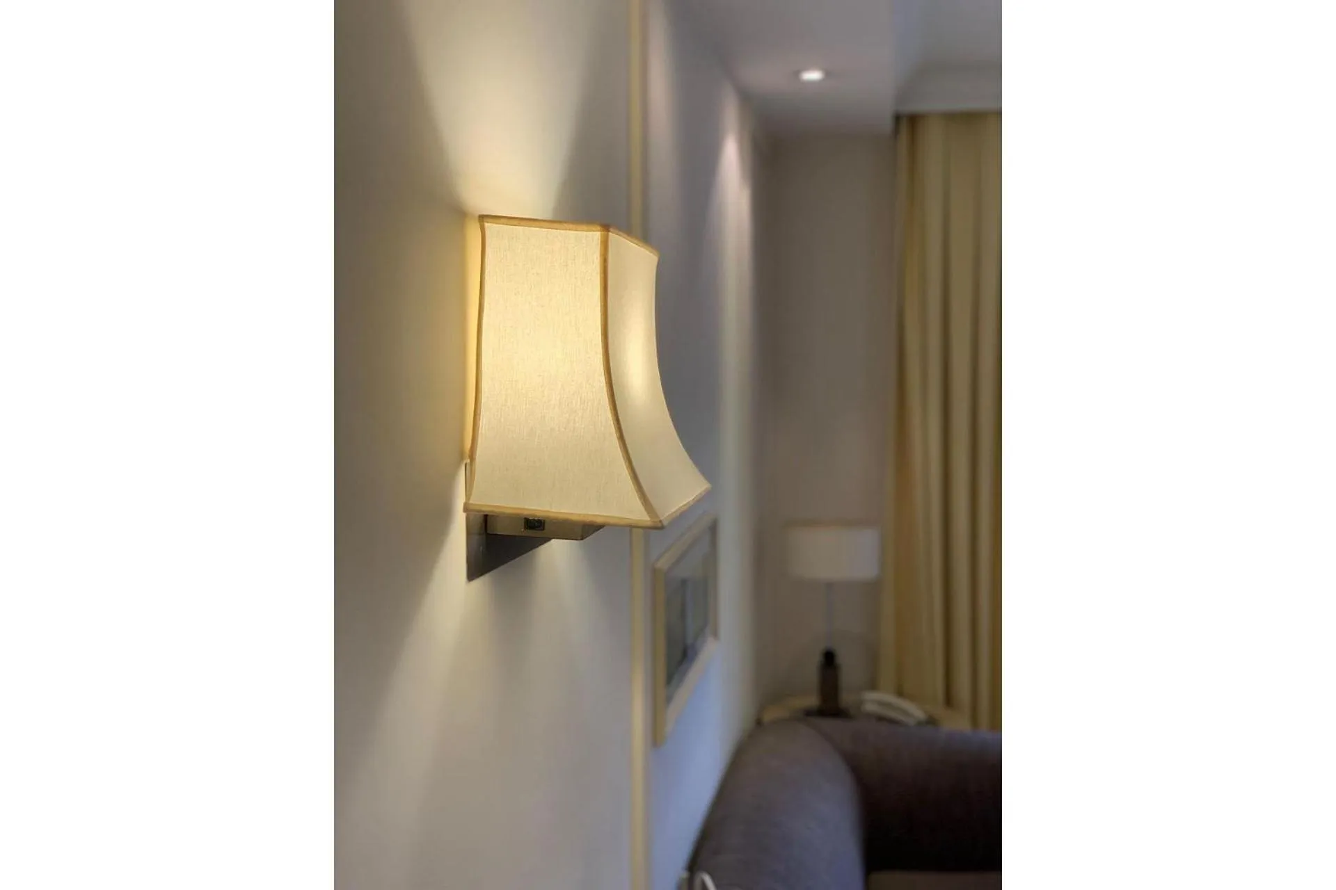 Living room, Bed in Charmoso Flat na Vila Oimpia