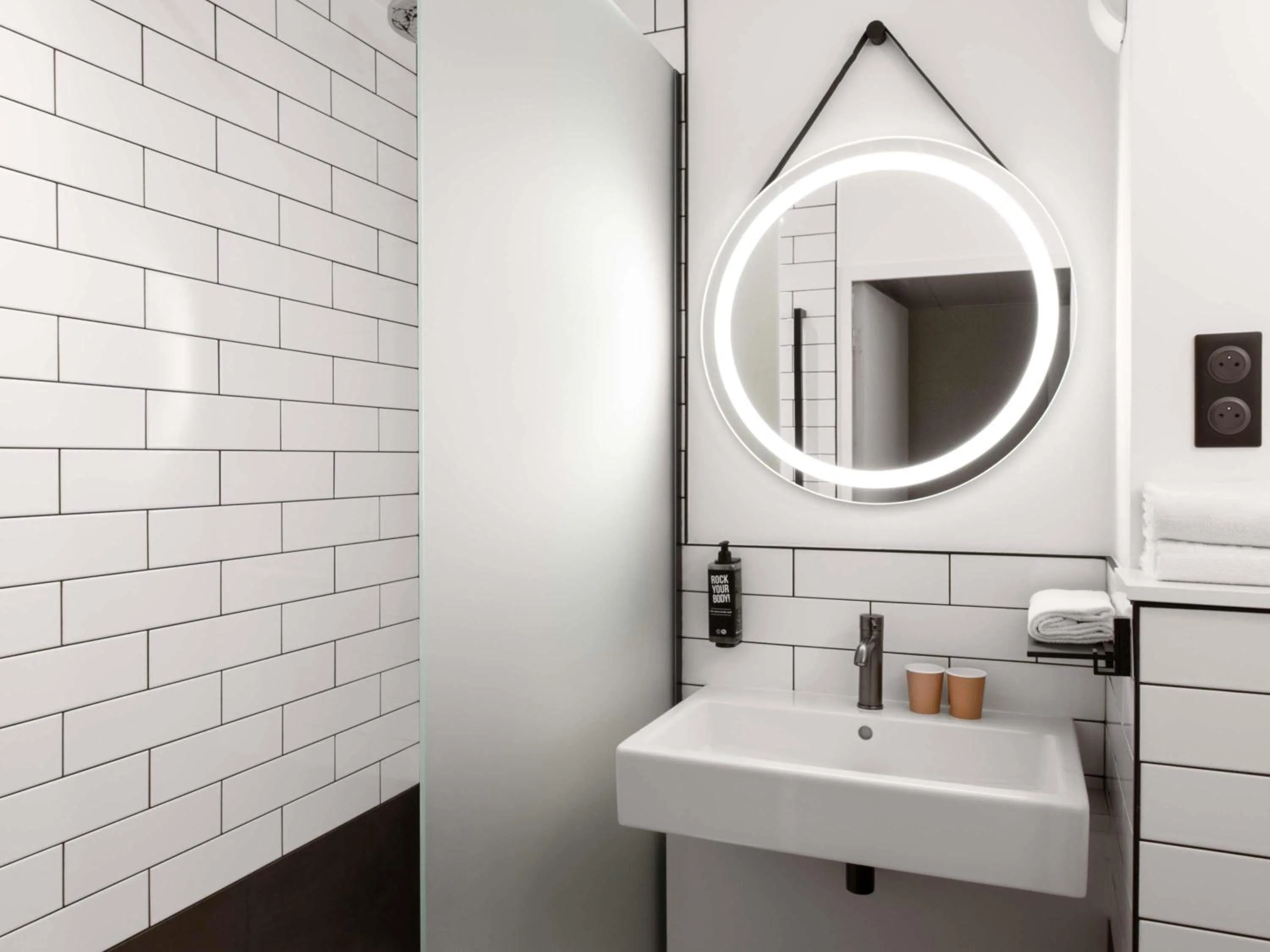 Bedroom in ibis La Baule Pornichet Plage