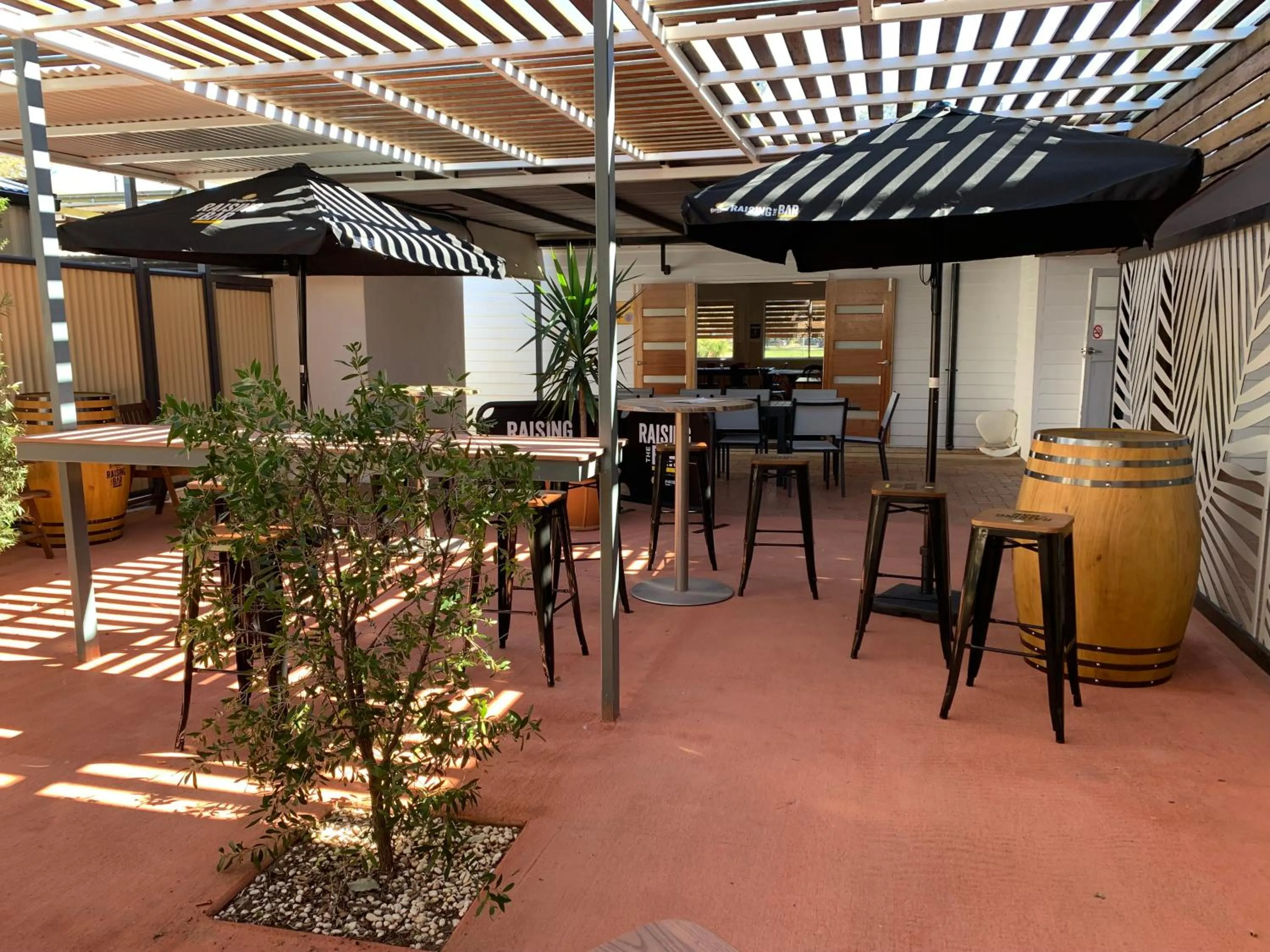 Property building in Warrego Hotel Motel Cunnamulla