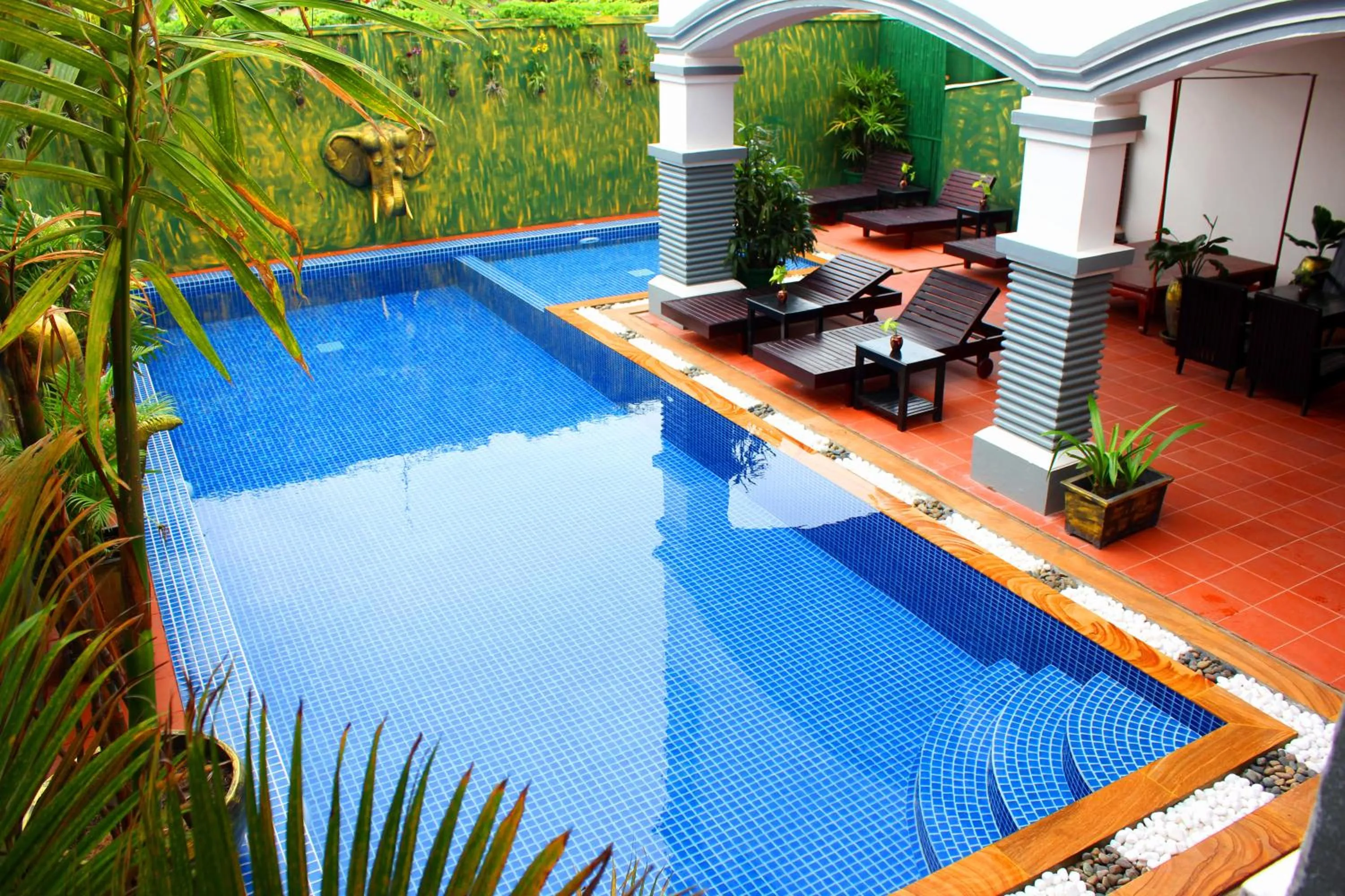 Swimming pool in Parent Heritage Angkor Villa